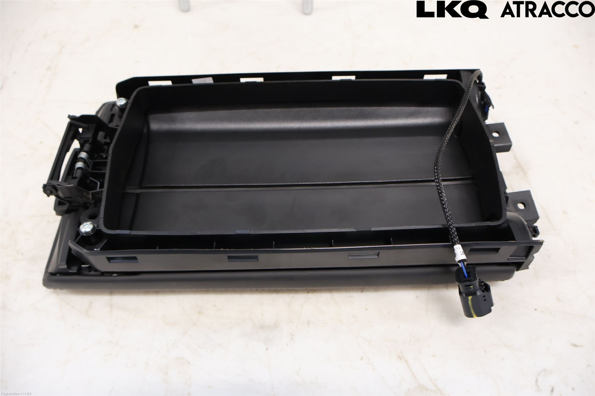 Peugeot 3008 17-24 Inredning Armstöd