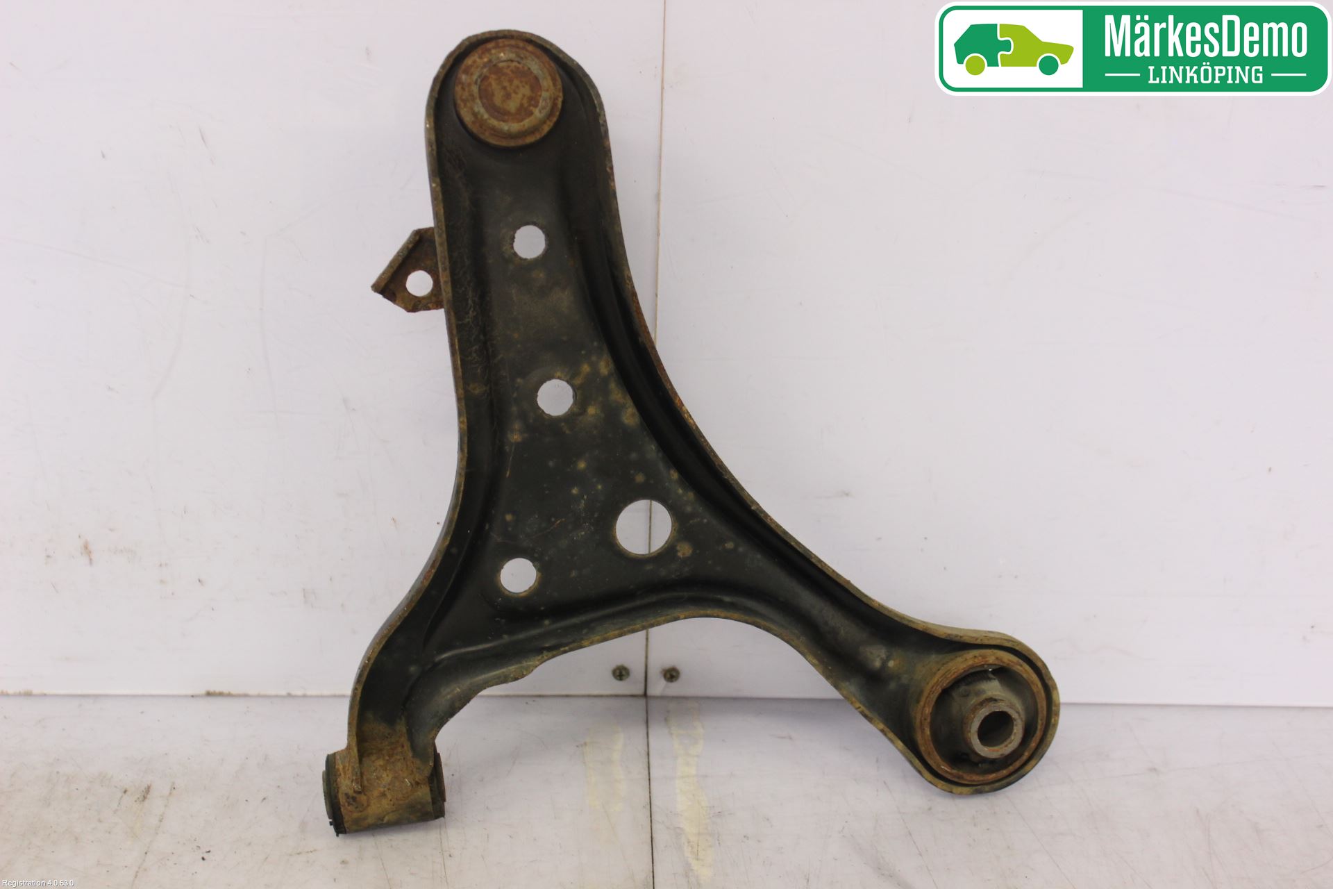 Toyota iQ Bärarm Fram Undre Hö