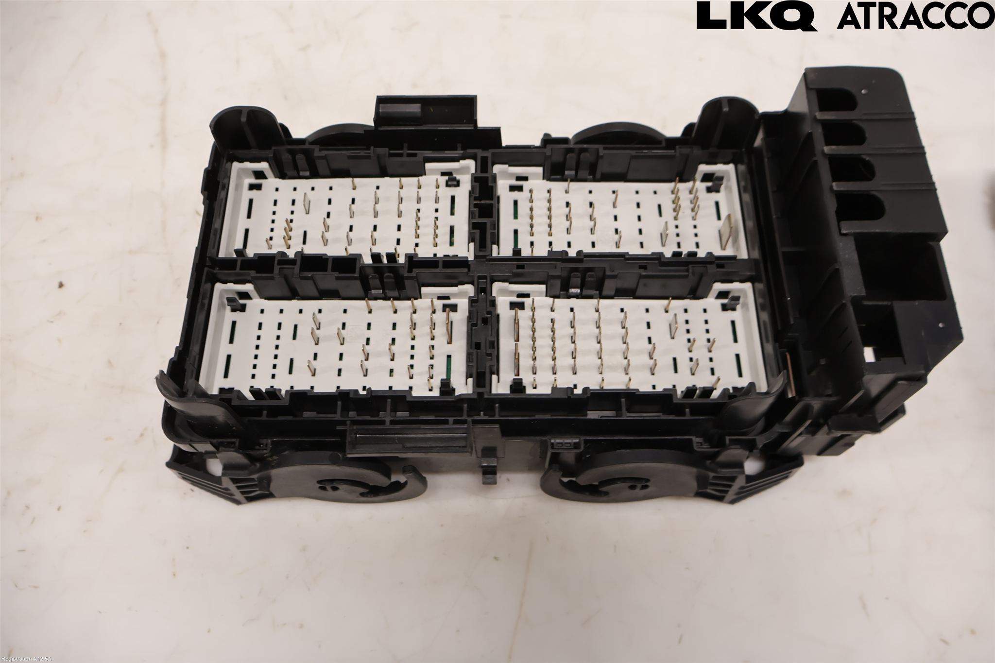 Opel INSIGNIA 17- Säkringsdosa-Elcentral