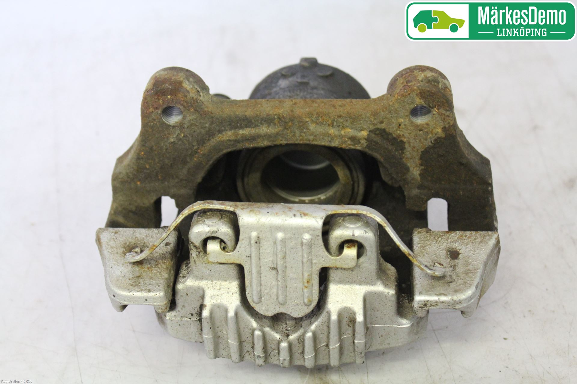 BMW 3 E90/91 SED/TOU 05-12 Bromsok Fram Vänster