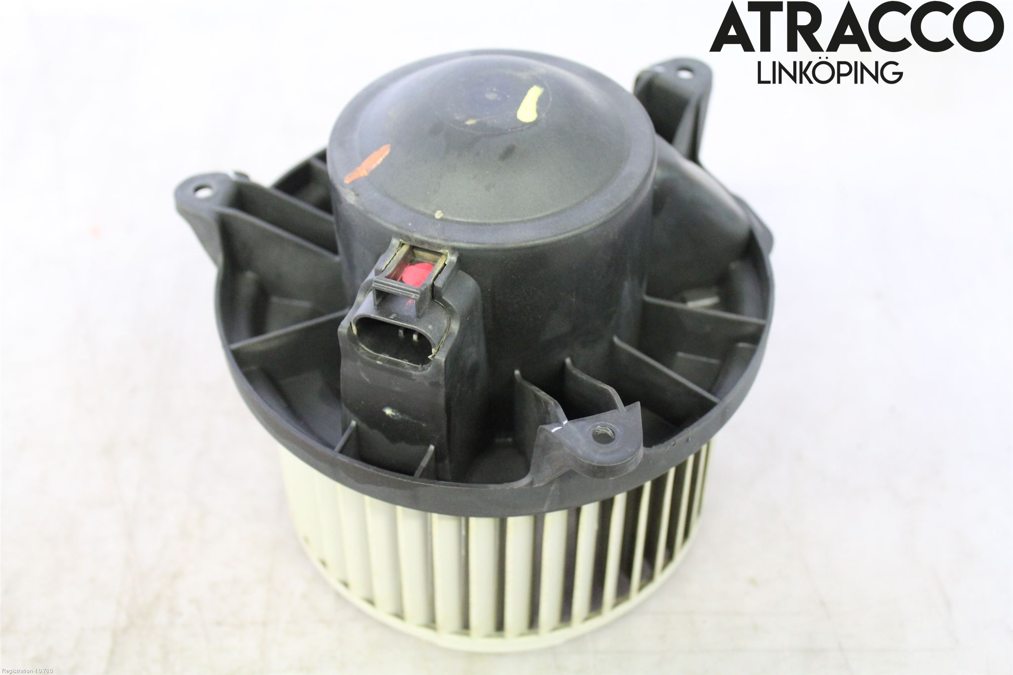 Nissan NAVARA 05-16 Värmefläkt