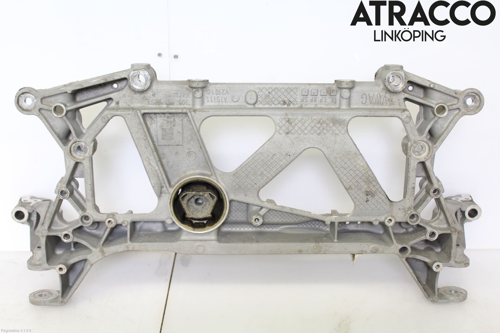 Volkswagen VW PASSAT 15-19 Framvagnsbalk