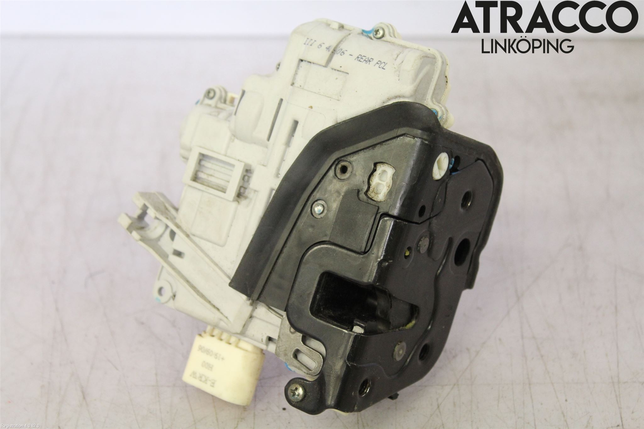 Audi A6/S6     05-11 Låskista-Dörrlås