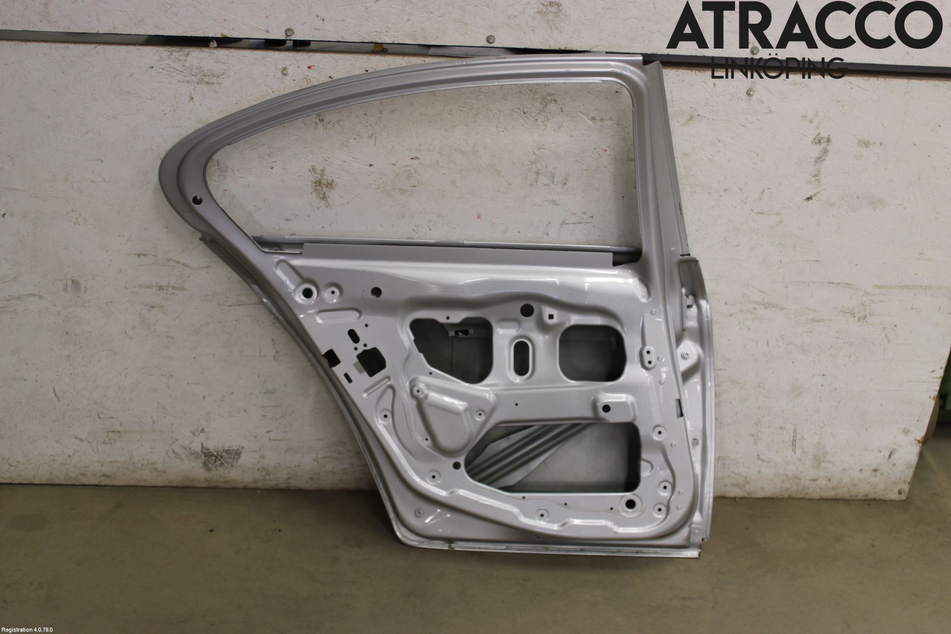 BMW 5 F10/F11/F18 09-17 Dörr Bak Vänster