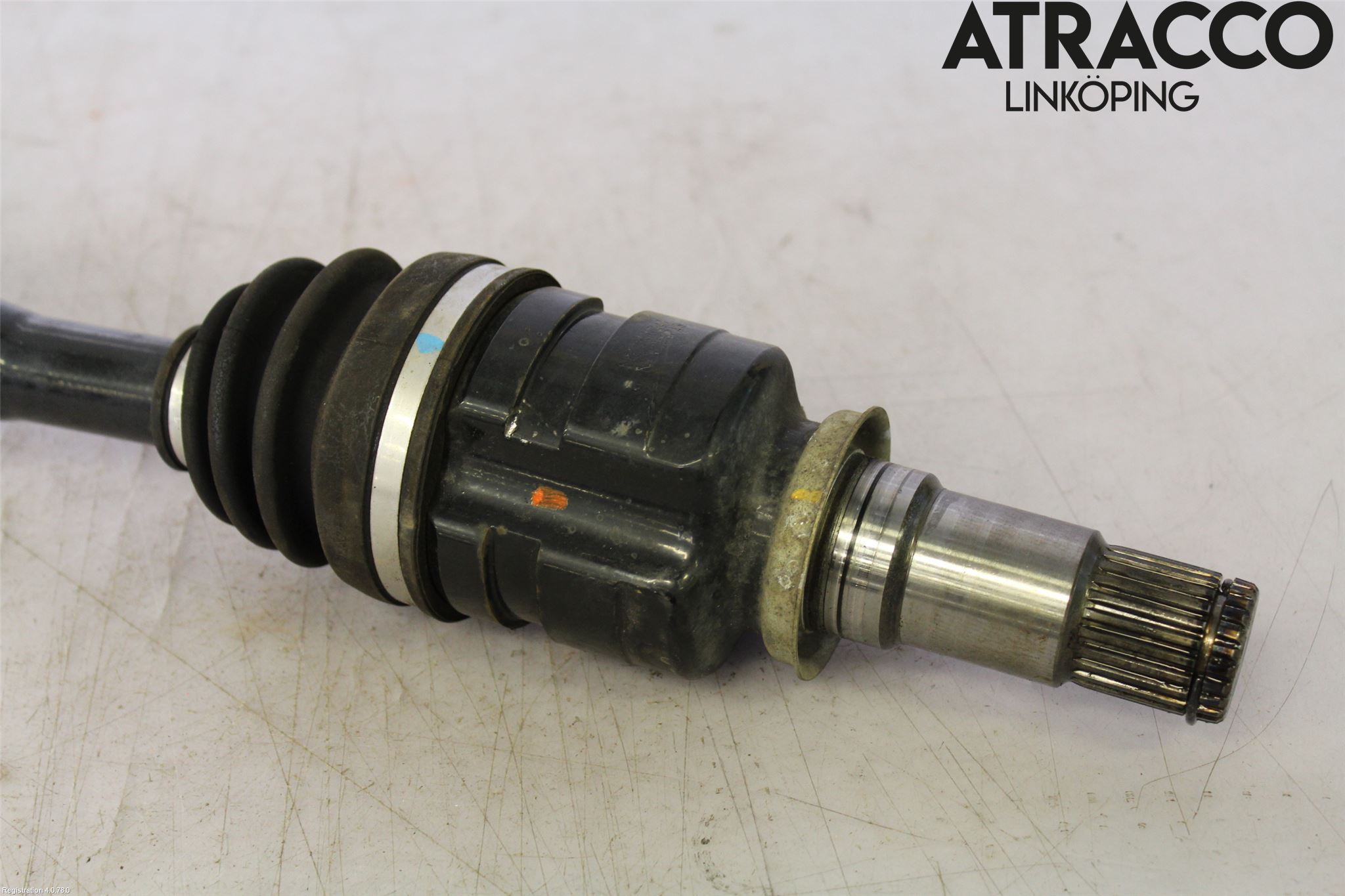Toyota AURIS 13-19 Drivaxel Fram Höger