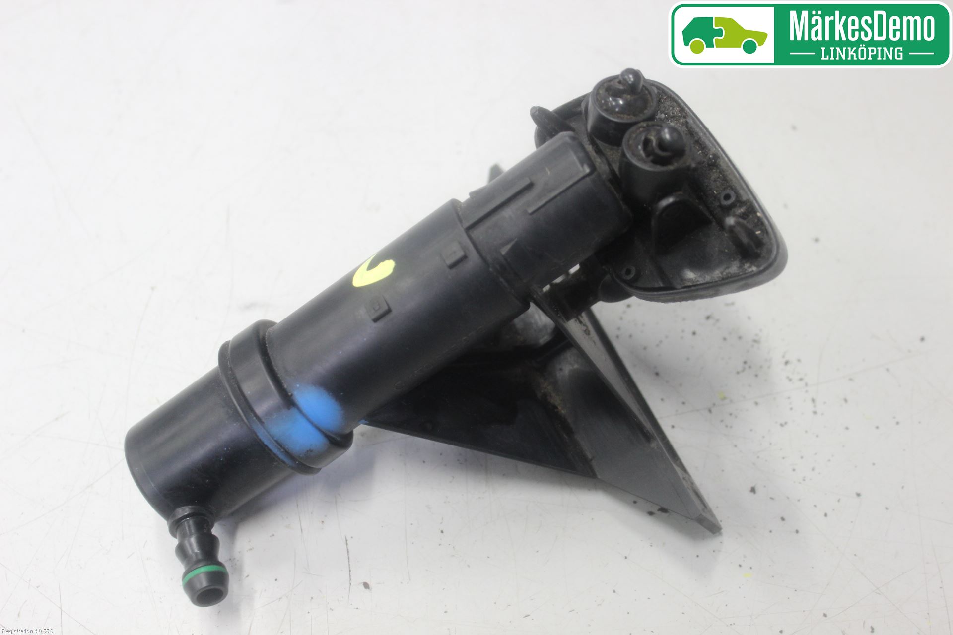 Volkswagen VW TOURAN 03-10 Spolarmunstycke Strålkastare