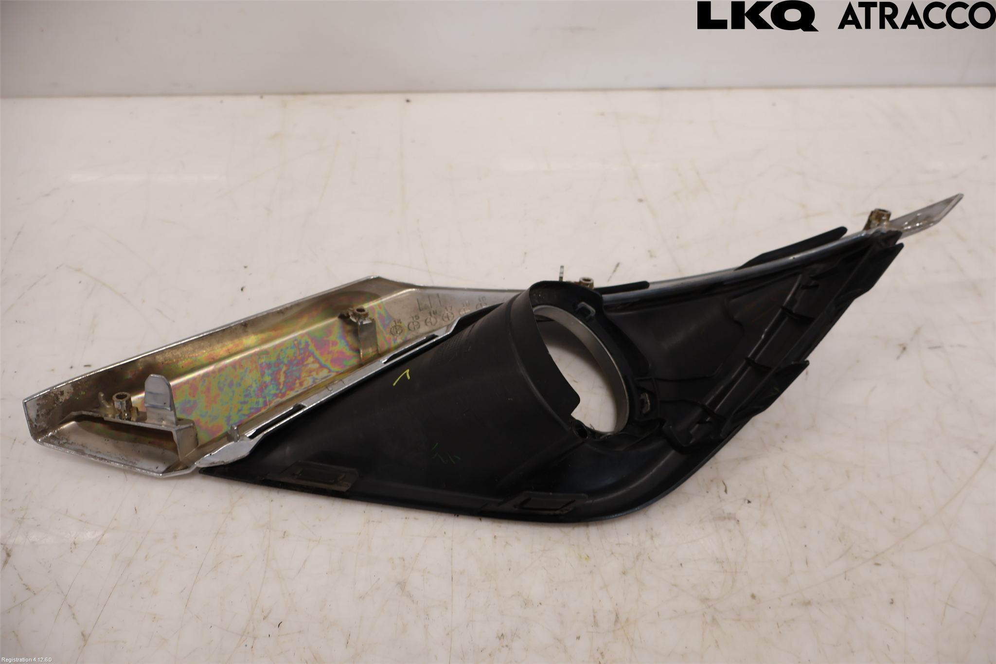 Mitsubishi OUTLANDER 13-21 Dimljussarg Fram