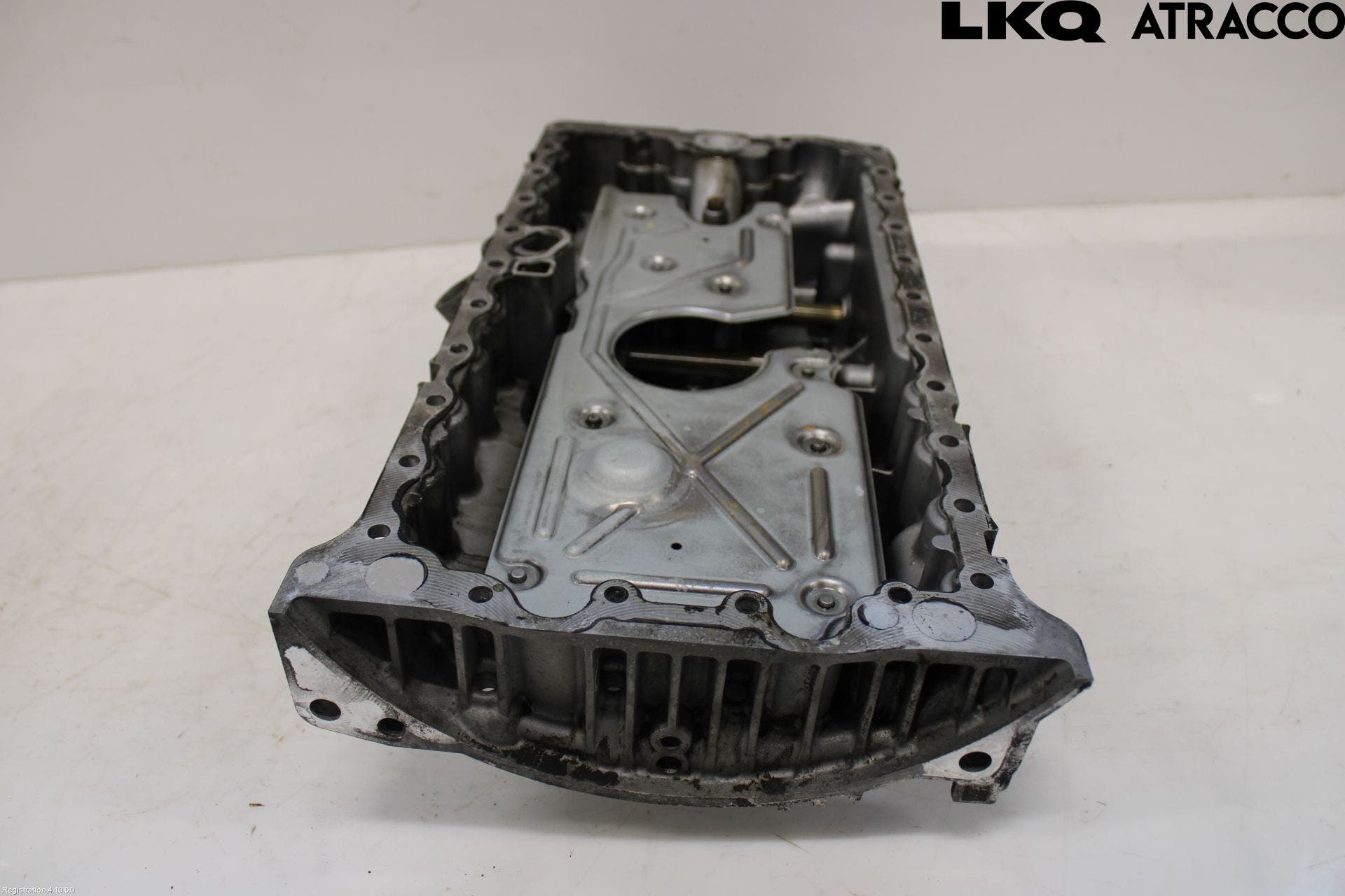 Volvo XC90 07-14 Oljetråg