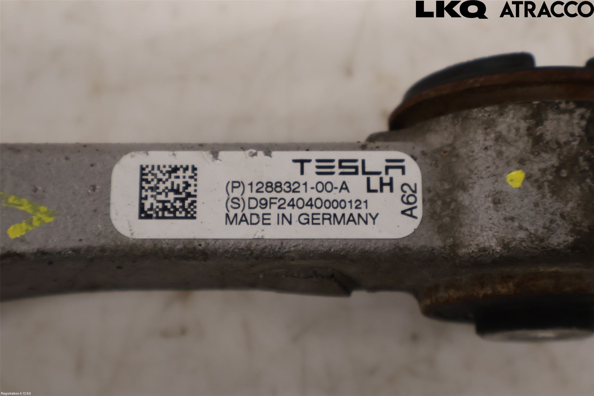 Tesla MODEL Y 21- Bärarm Fram Övre Vä