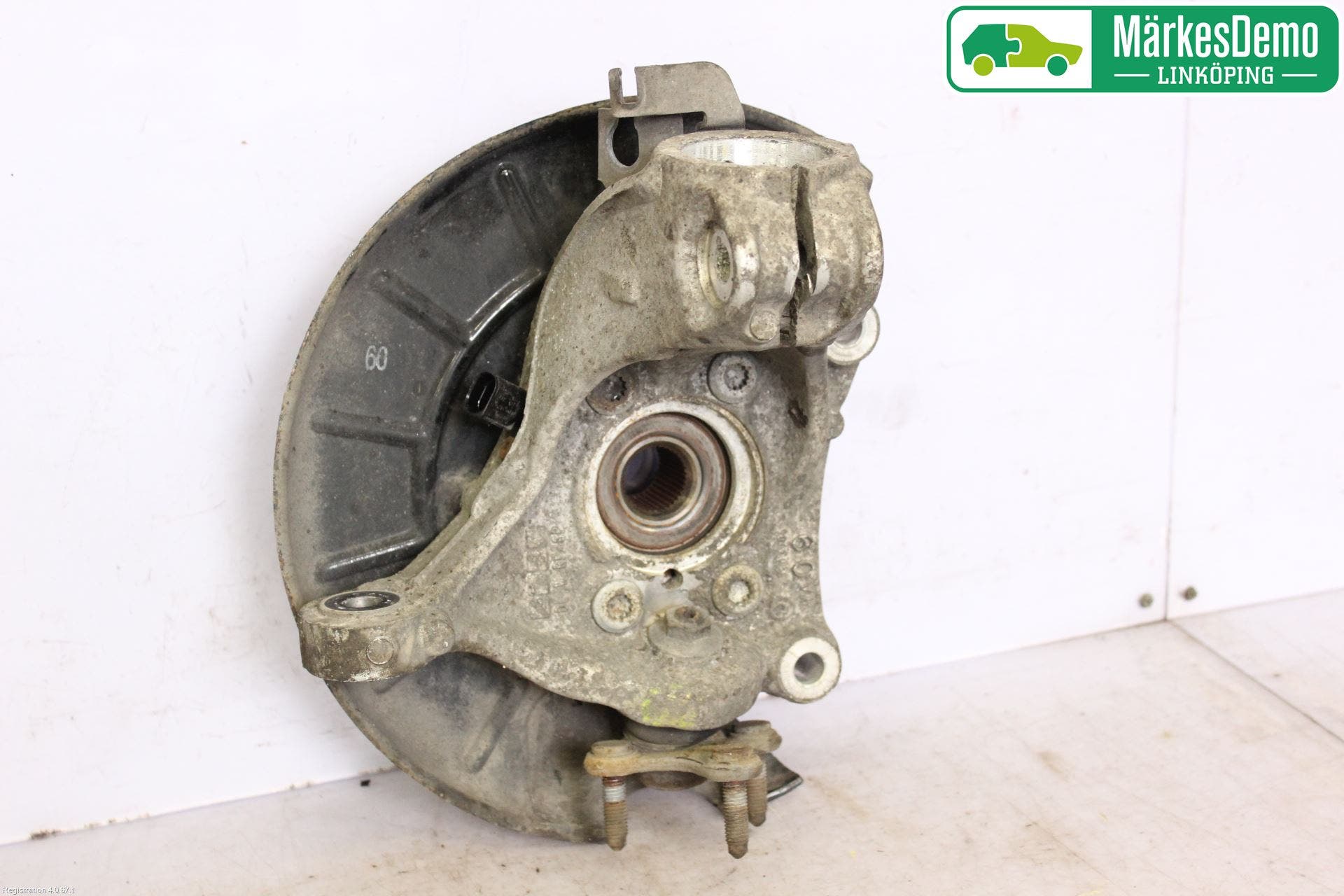 Volkswagen VW PASSAT CC 08-16 Styrspindel Lagerhus Vä