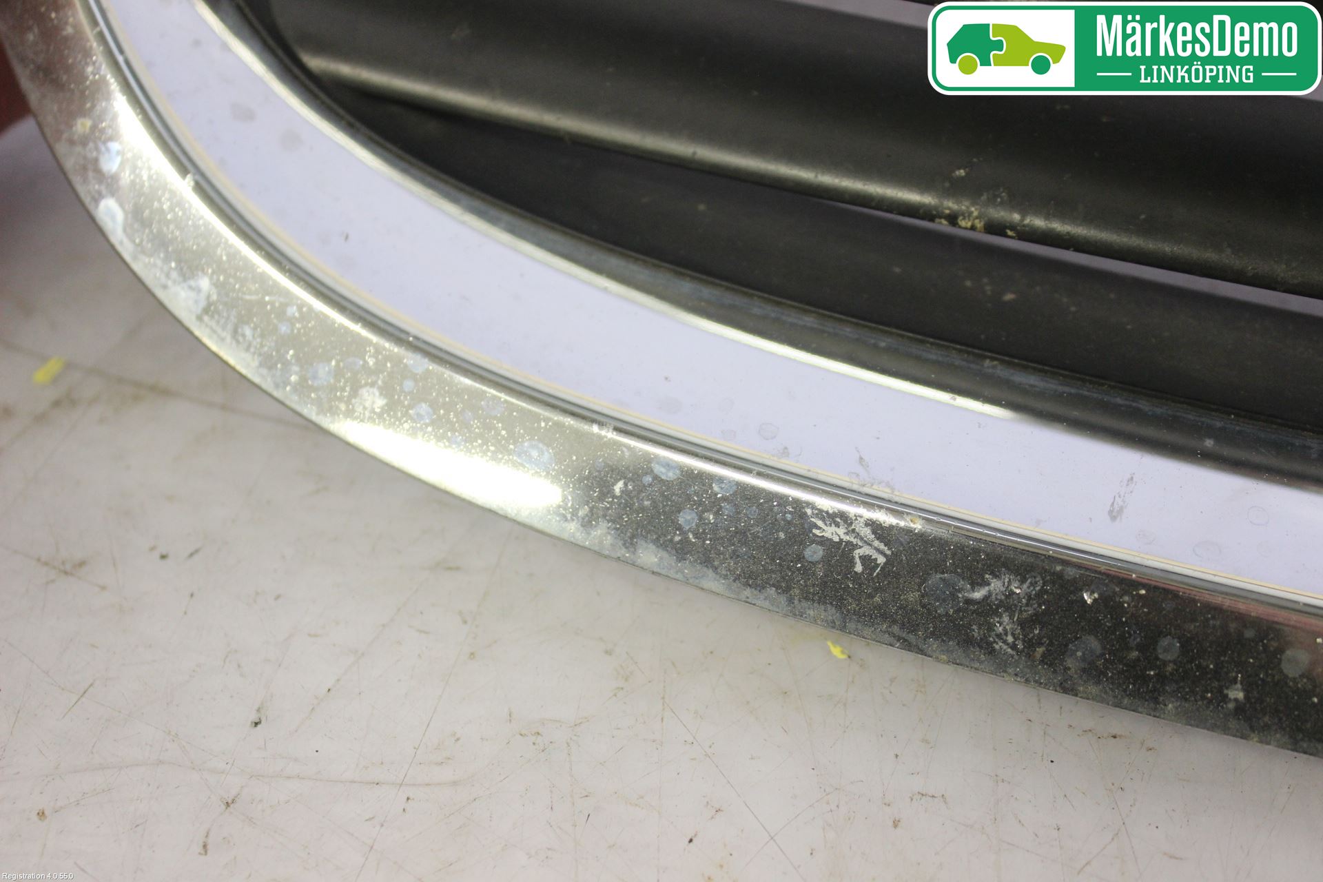 Saab 9-5     06-10 Grilldel Mitt