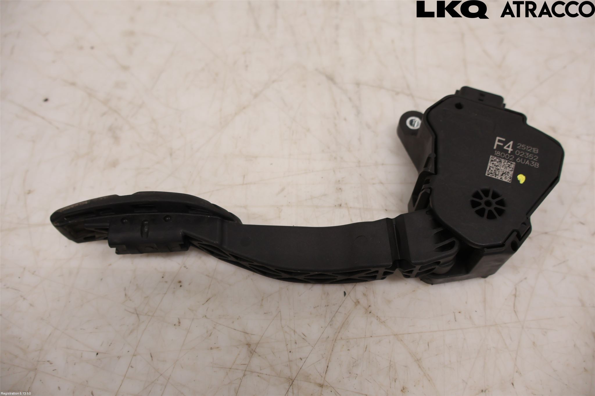 Nissan QASHQAI 21- Gaspedal