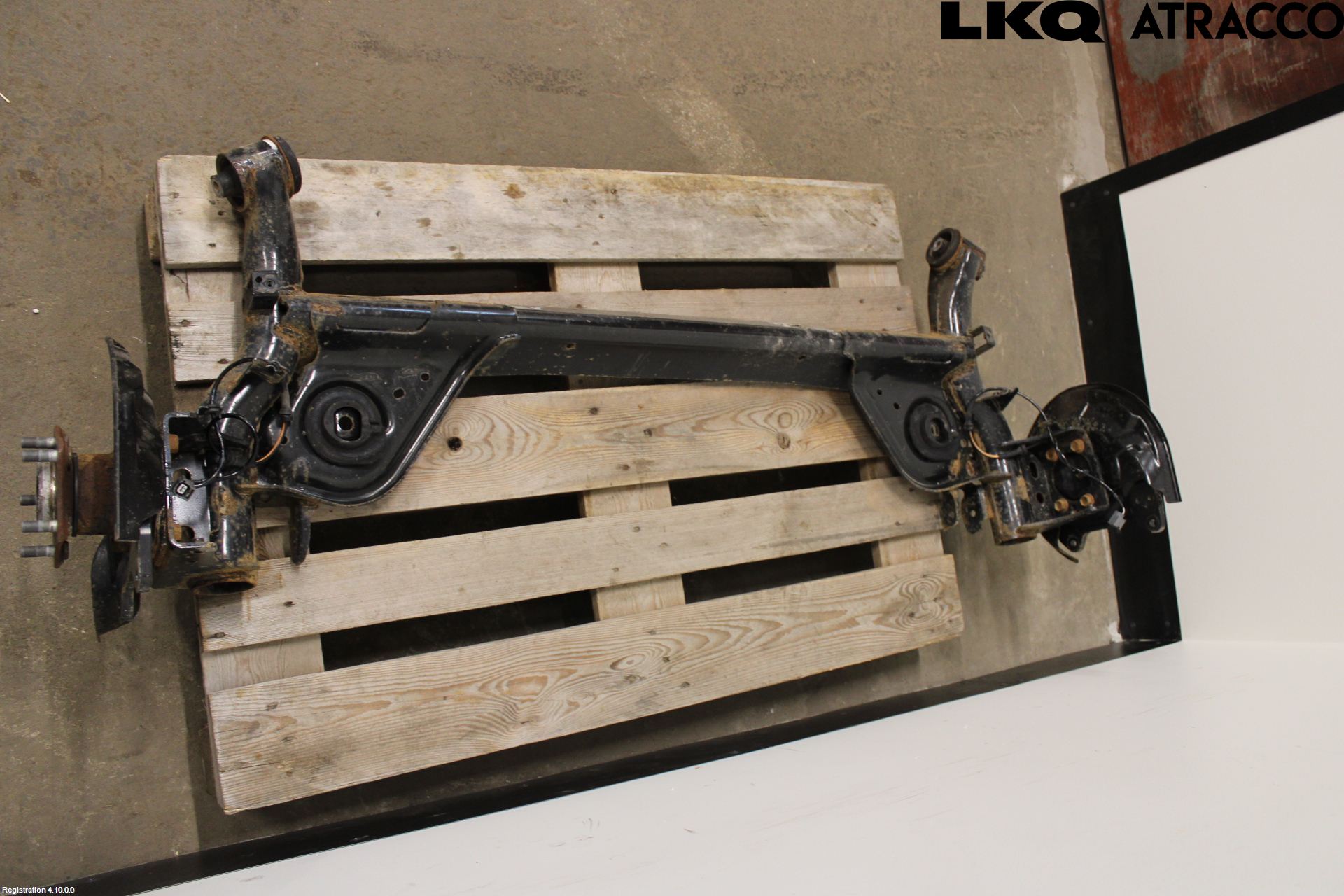 Nissan LEAF 18- Bakaxelbalk