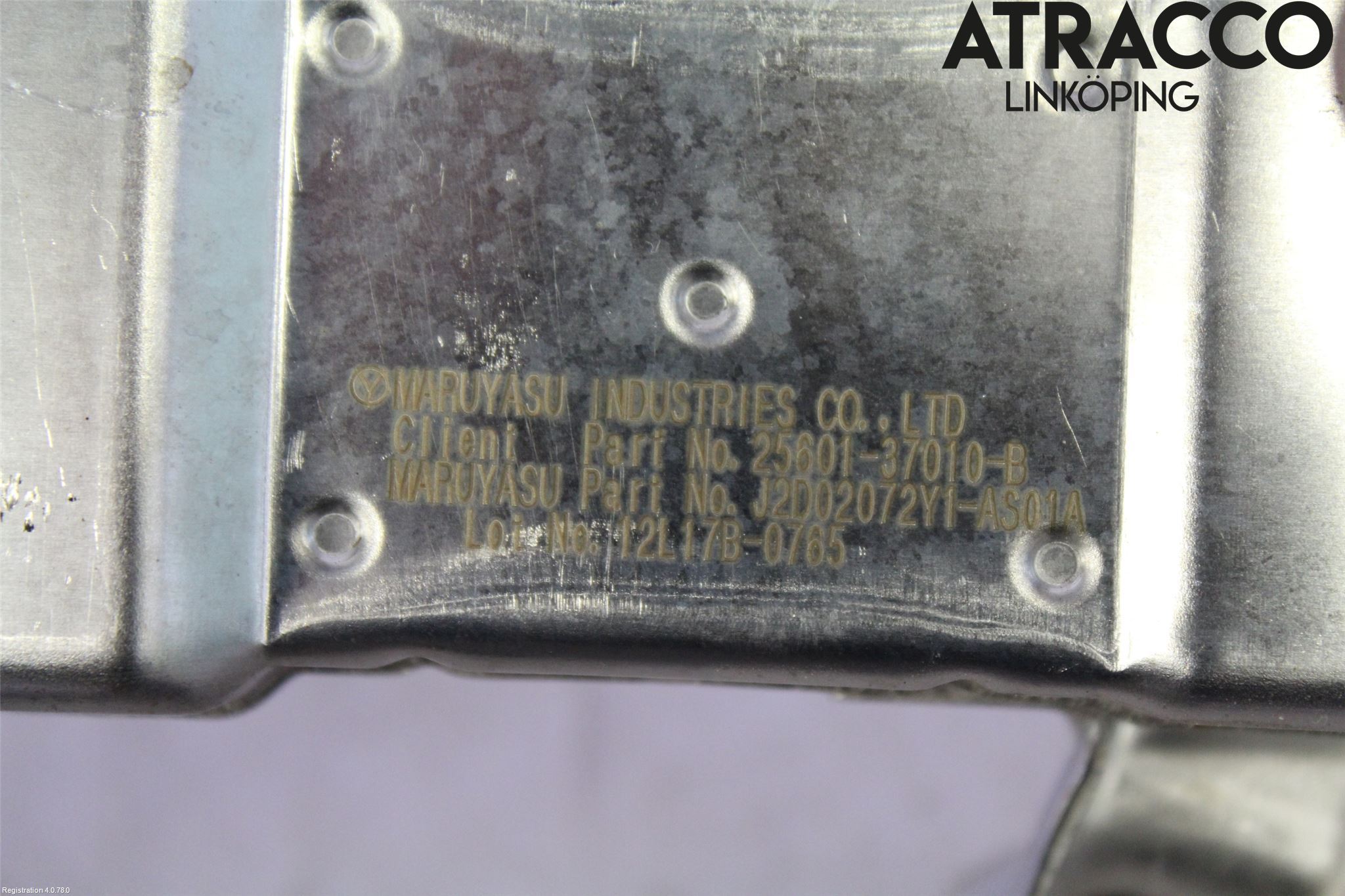 Toyota AURIS 13-19 Avgaskylare