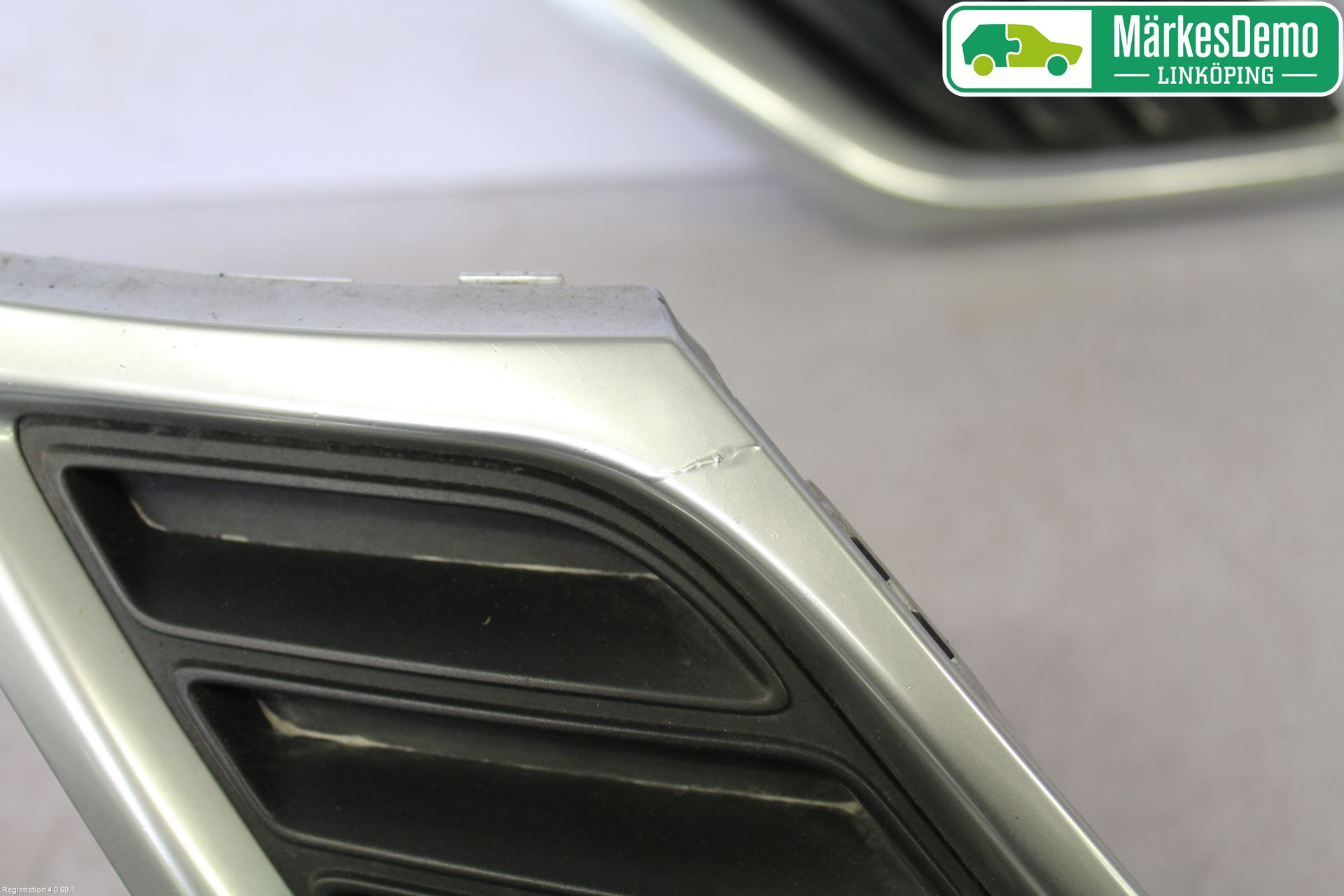 Saab 9-3 VER2/VER3 08-15 Grilldel Höger