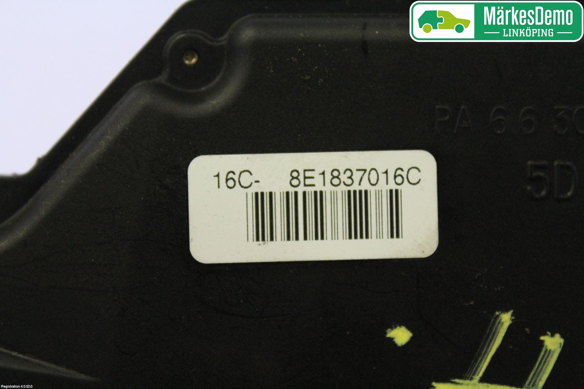 Audi A4/S4 01-05 Låskista-Dörrlås