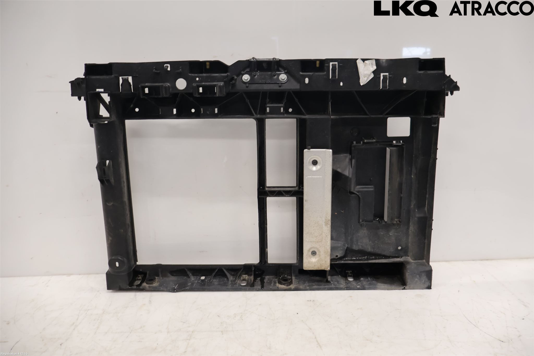 Peugeot 208 12-15 Frontplåt