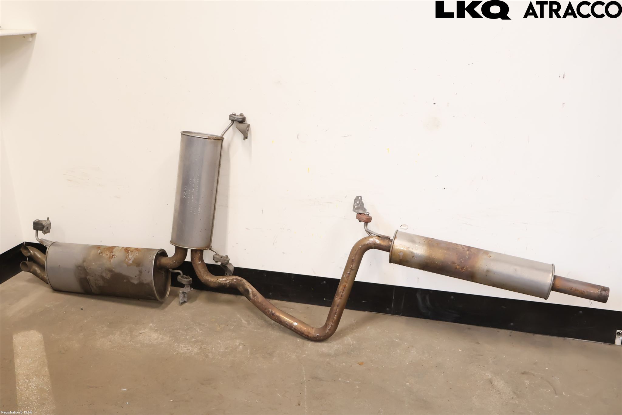 Volkswagen VW GOLF / E-GOLF VIII 20- Avgas Halvsats
