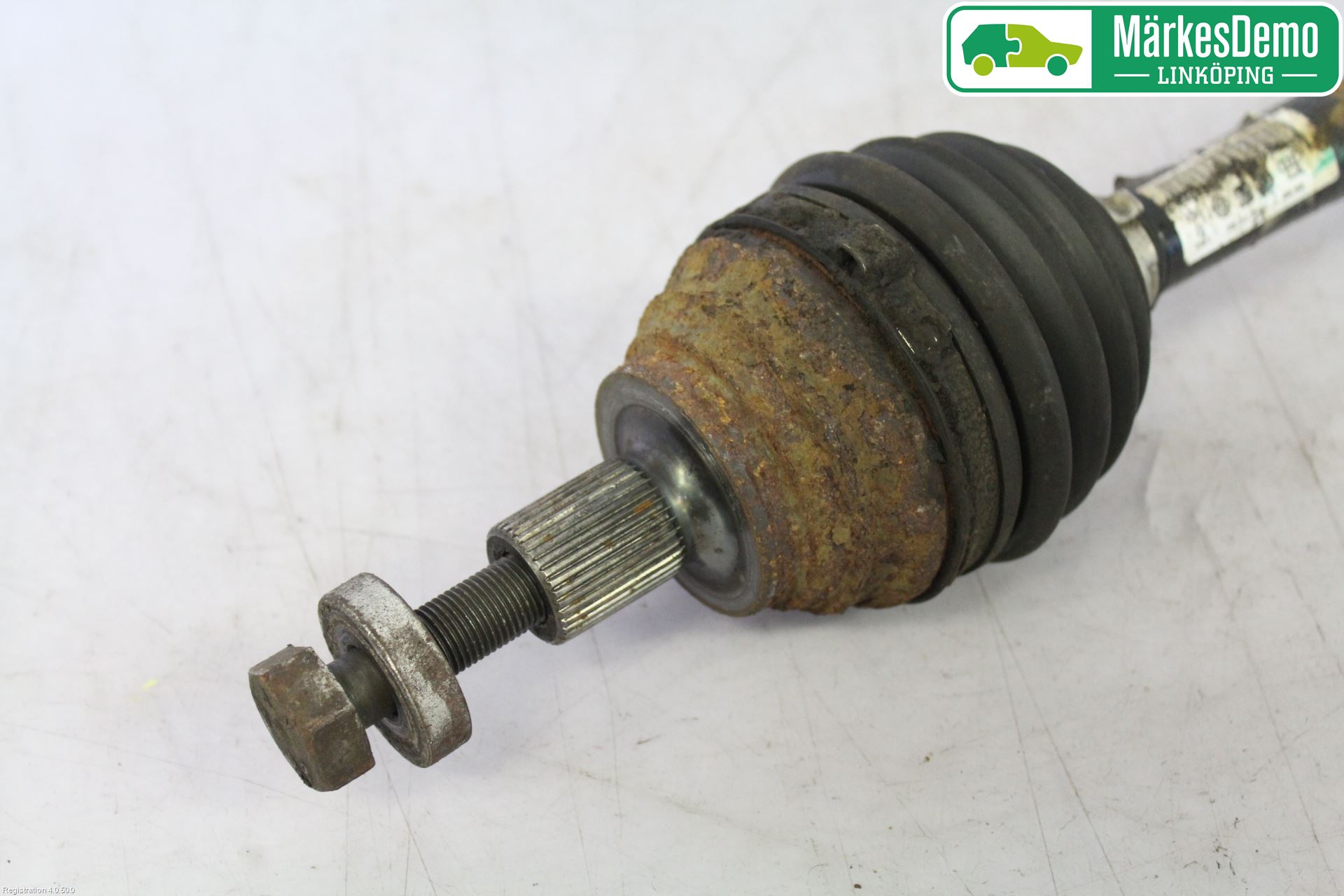 Audi A3/S3 05-13 Drivaxel Fram Vänster