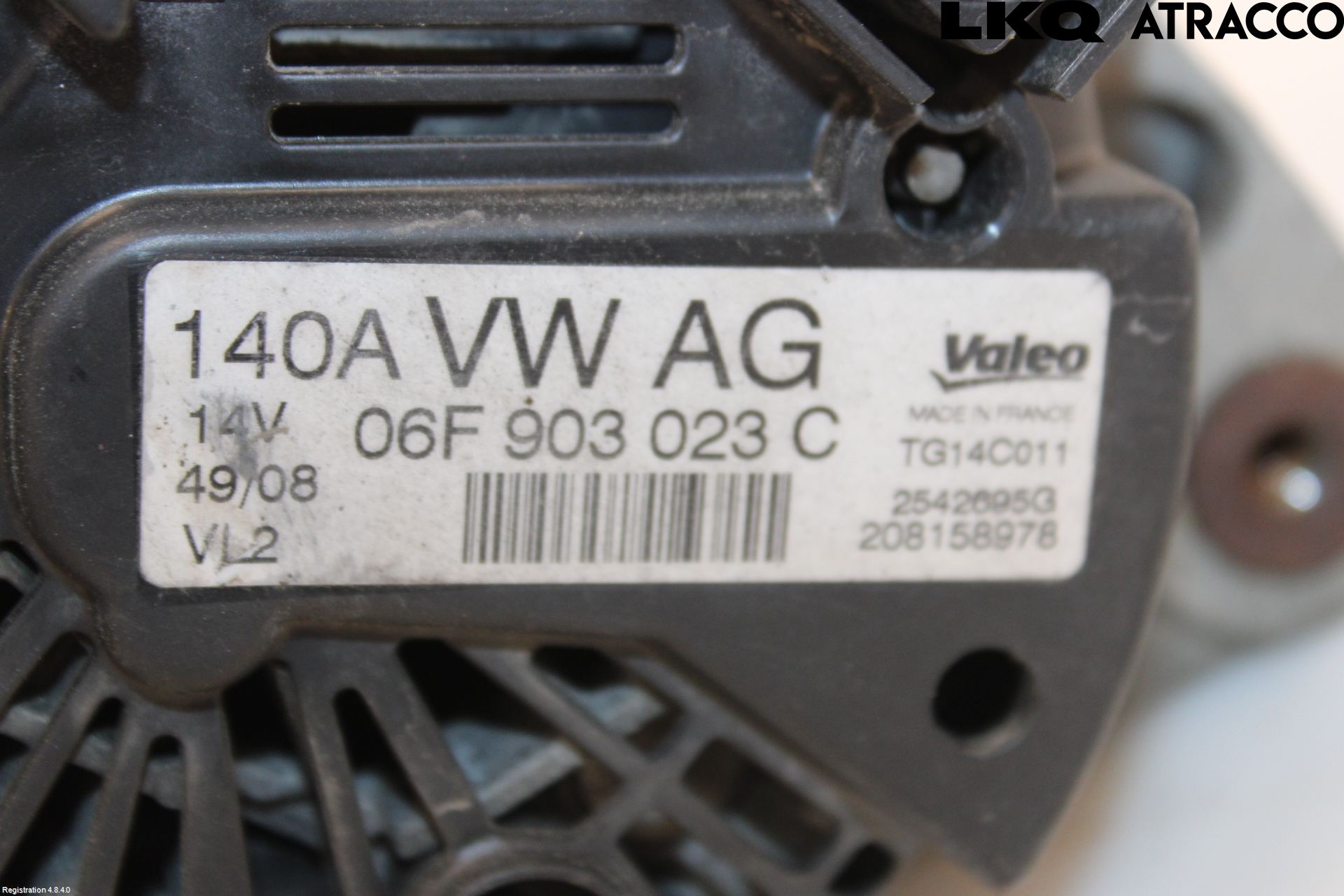Volkswagen VW CADDY      04-10 Generator