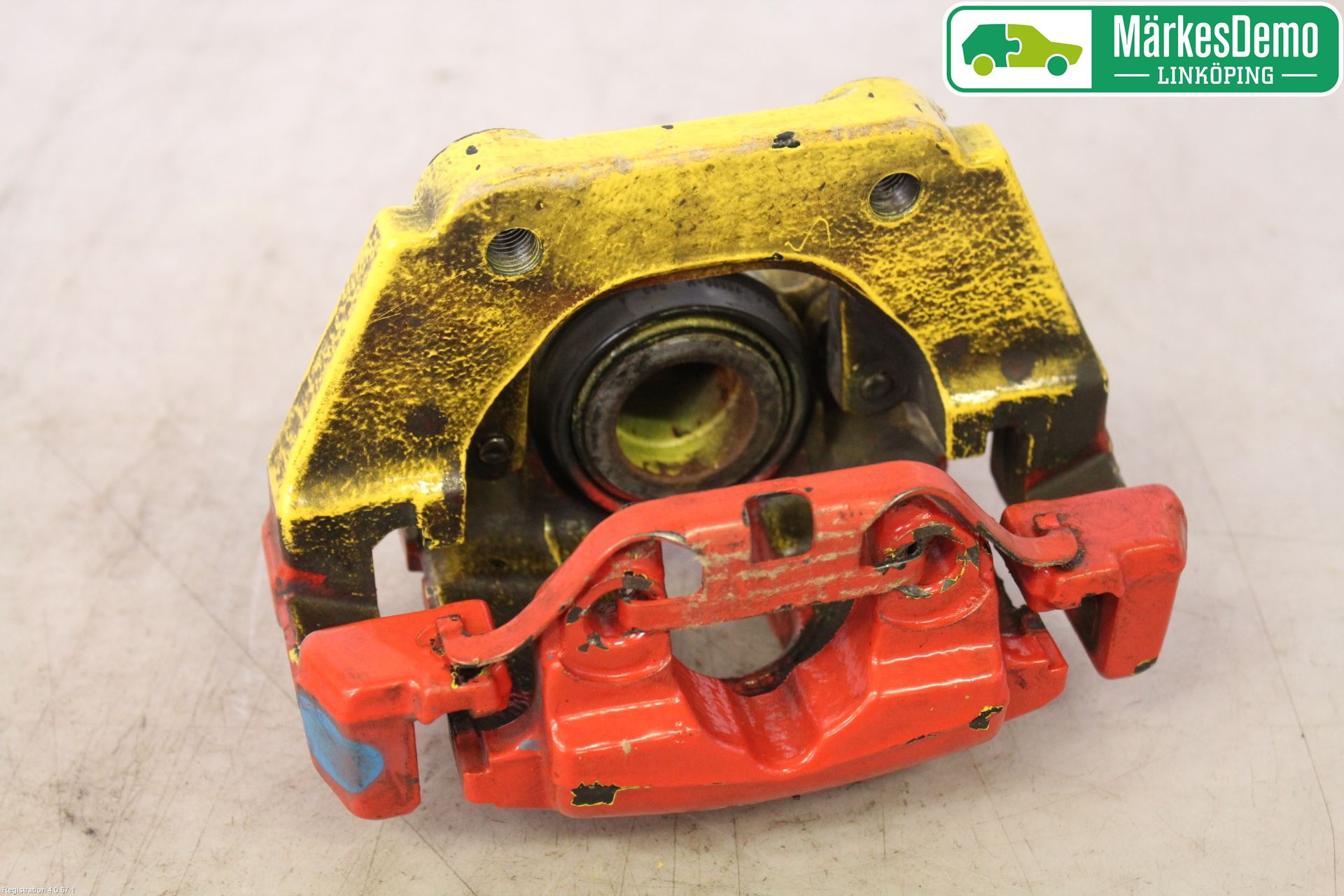 BMW 6 E63/64    02-10 Bromsok Bak Höger