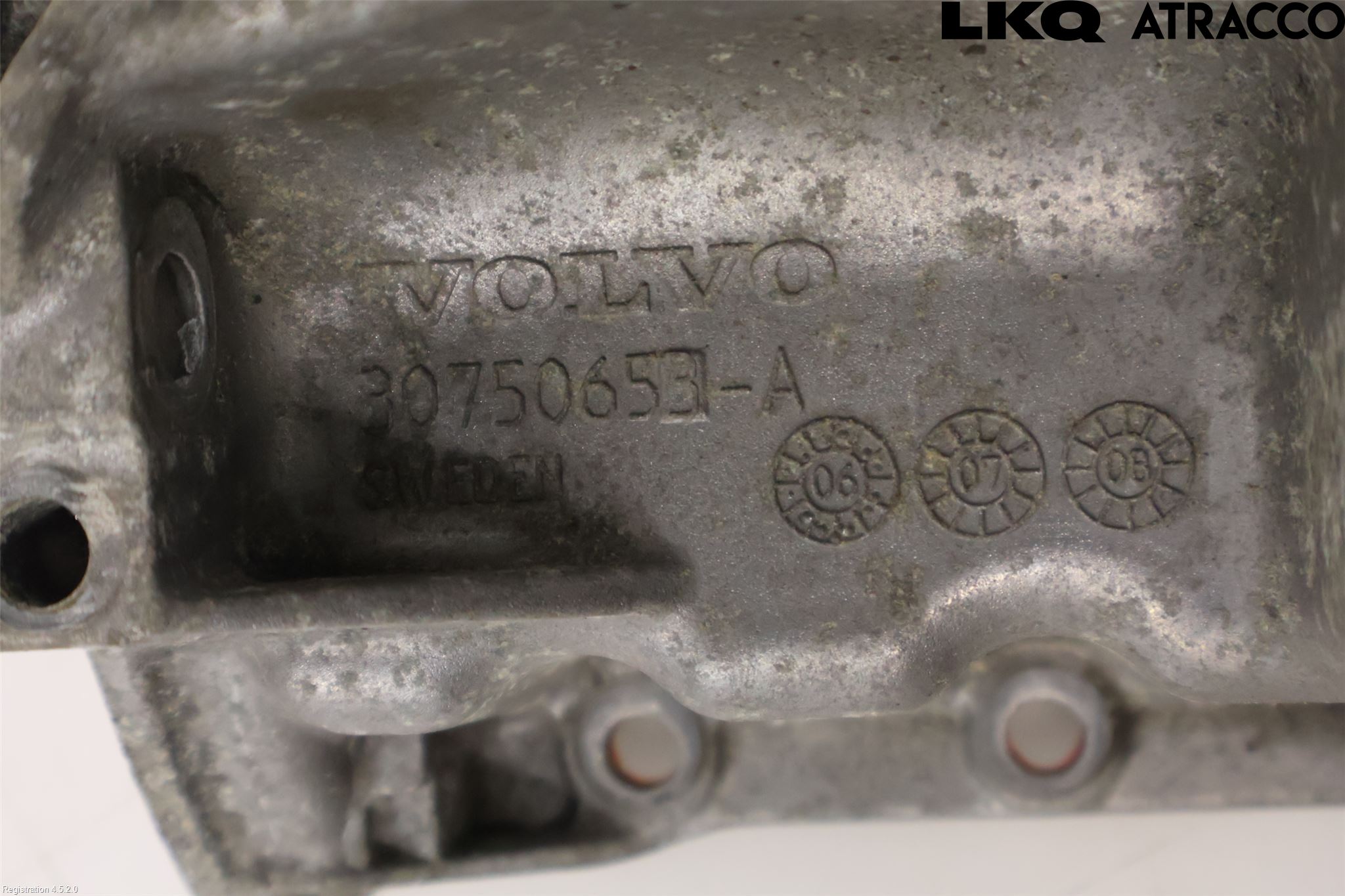 Volvo V70 05-08 Oljetråg