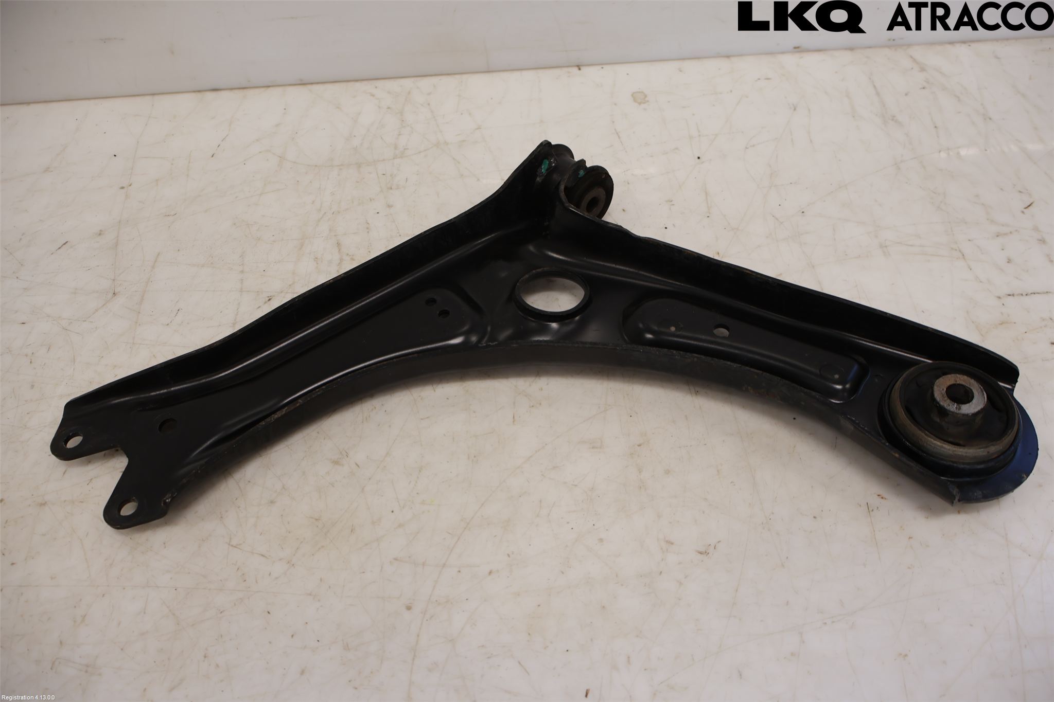 Volkswagen VW CADDY 11-15 Bärarm Fram Undre Hö