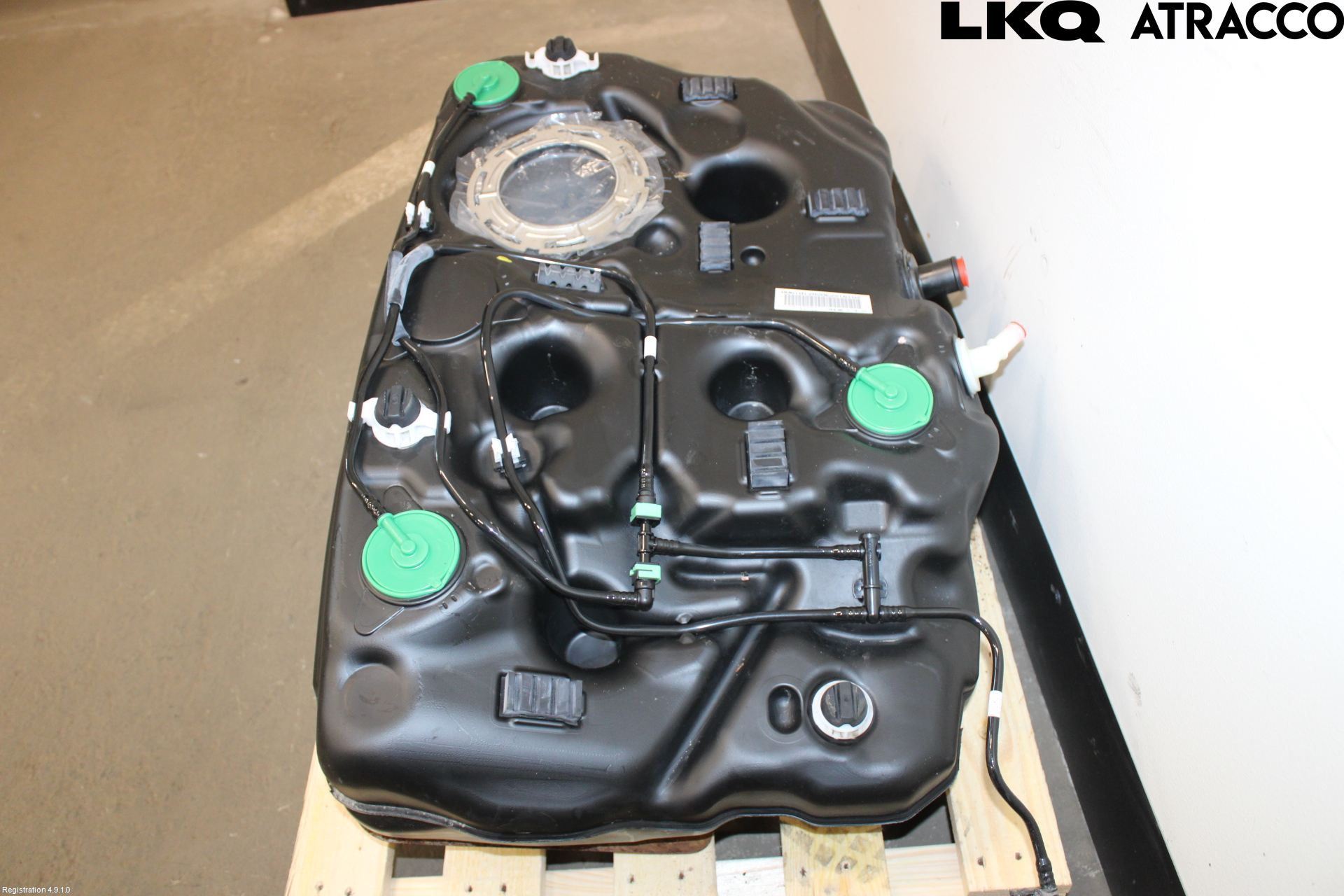 Subaru FORESTER SK 19- Bränsletank Insprutning