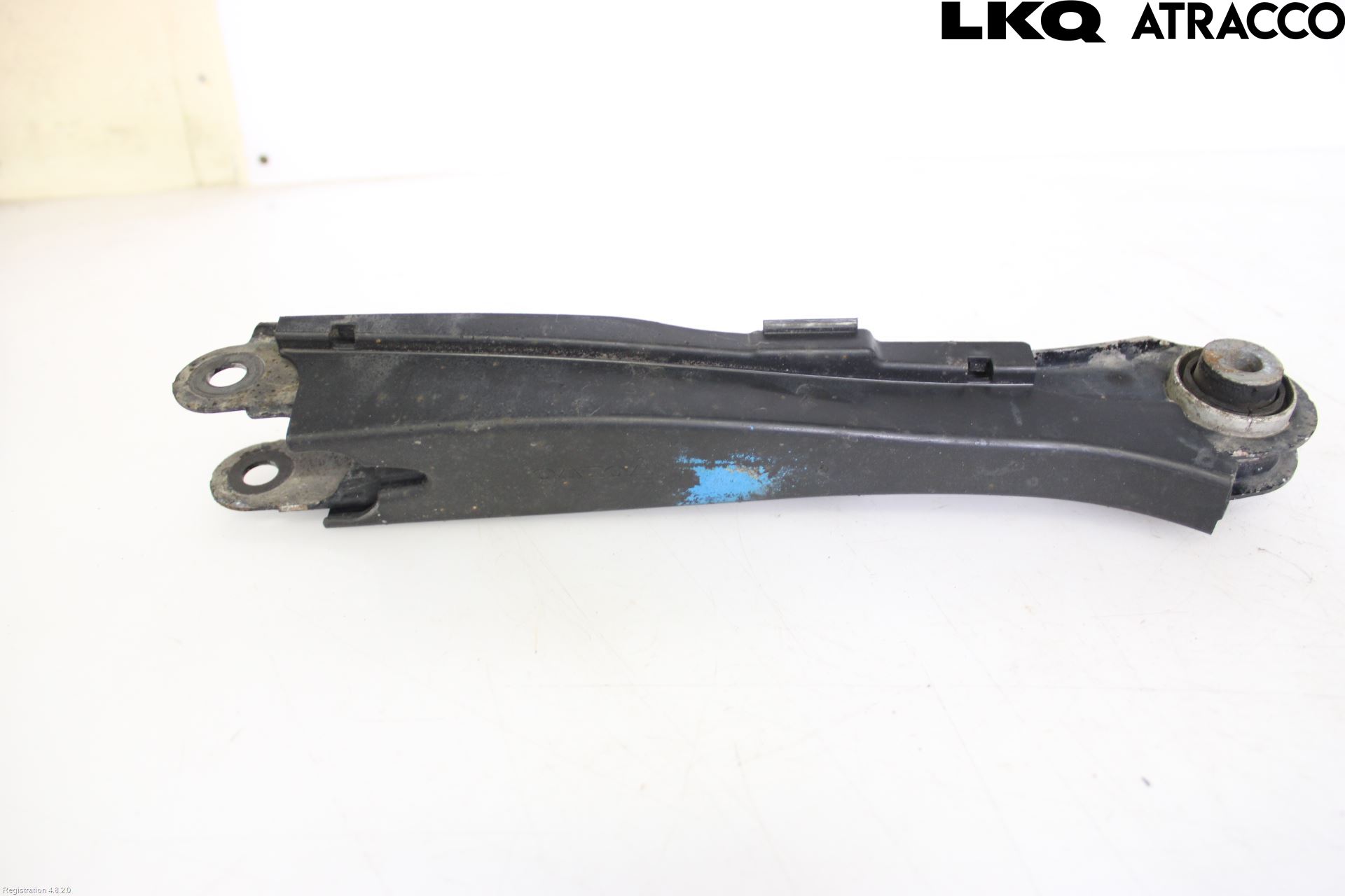 Volvo V90 17->> Bärarm Bak Höger