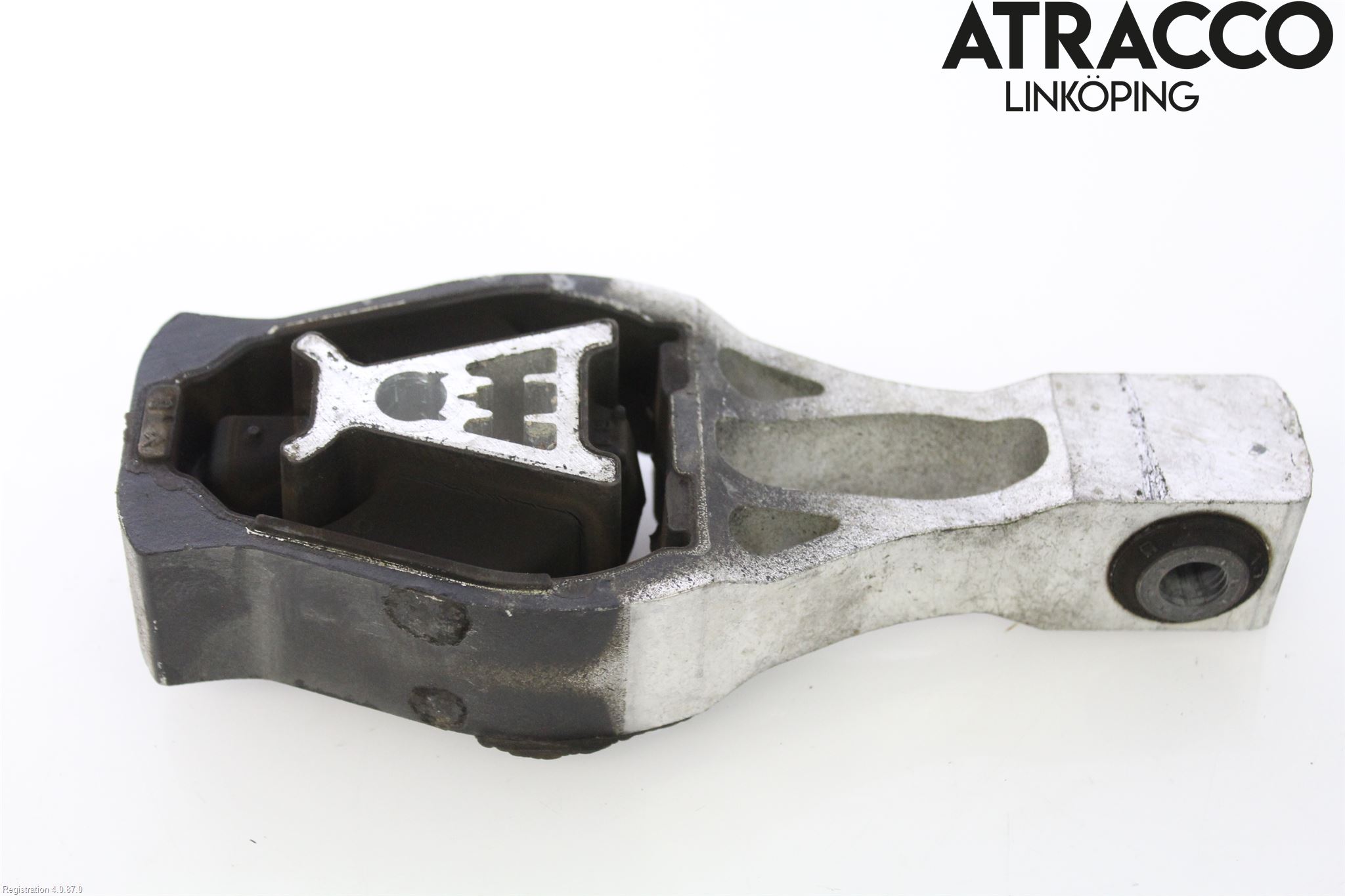 Peugeot 5008 17-24 Motorfäste