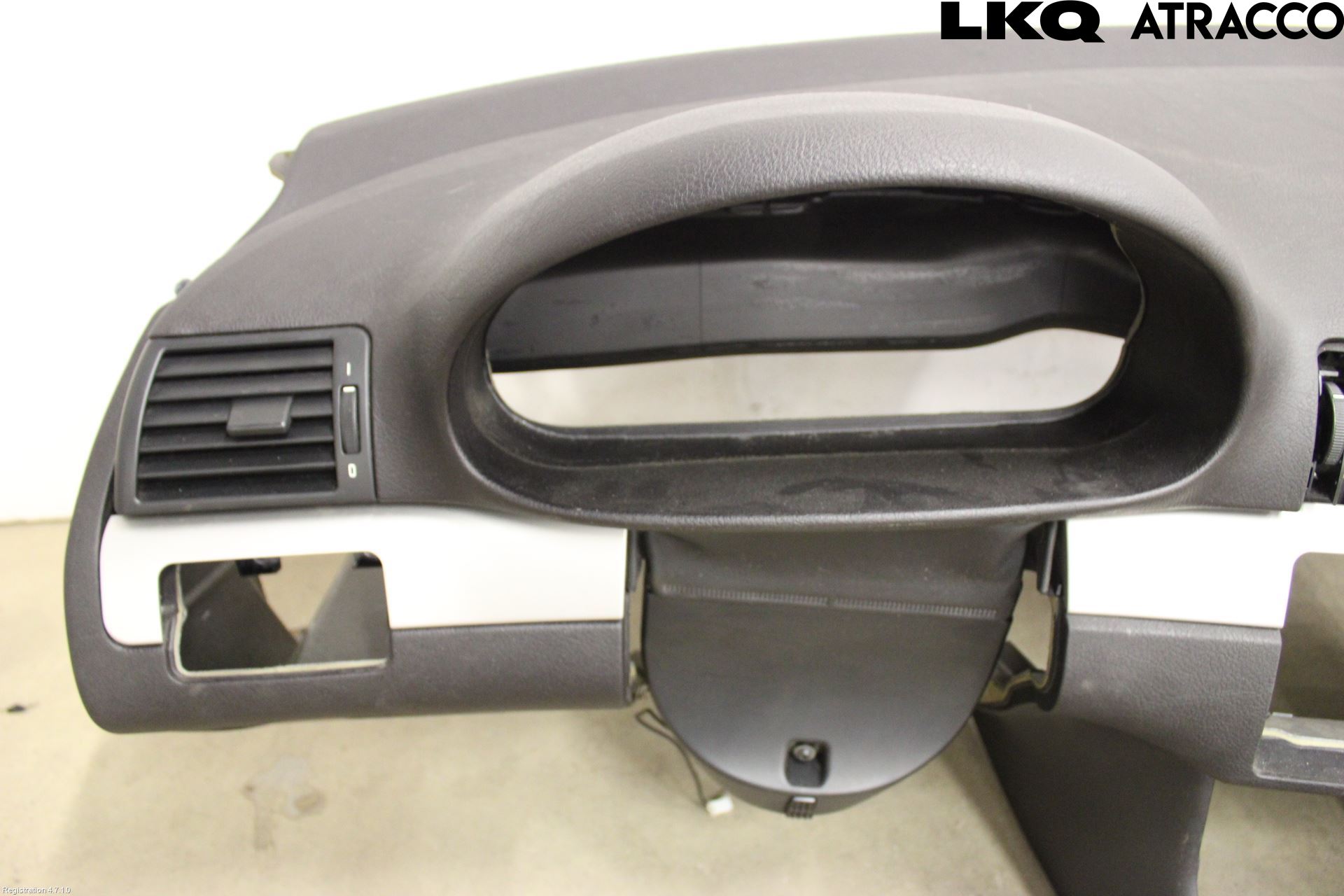 BMW 3 E46      98-05 Instrumentbräda