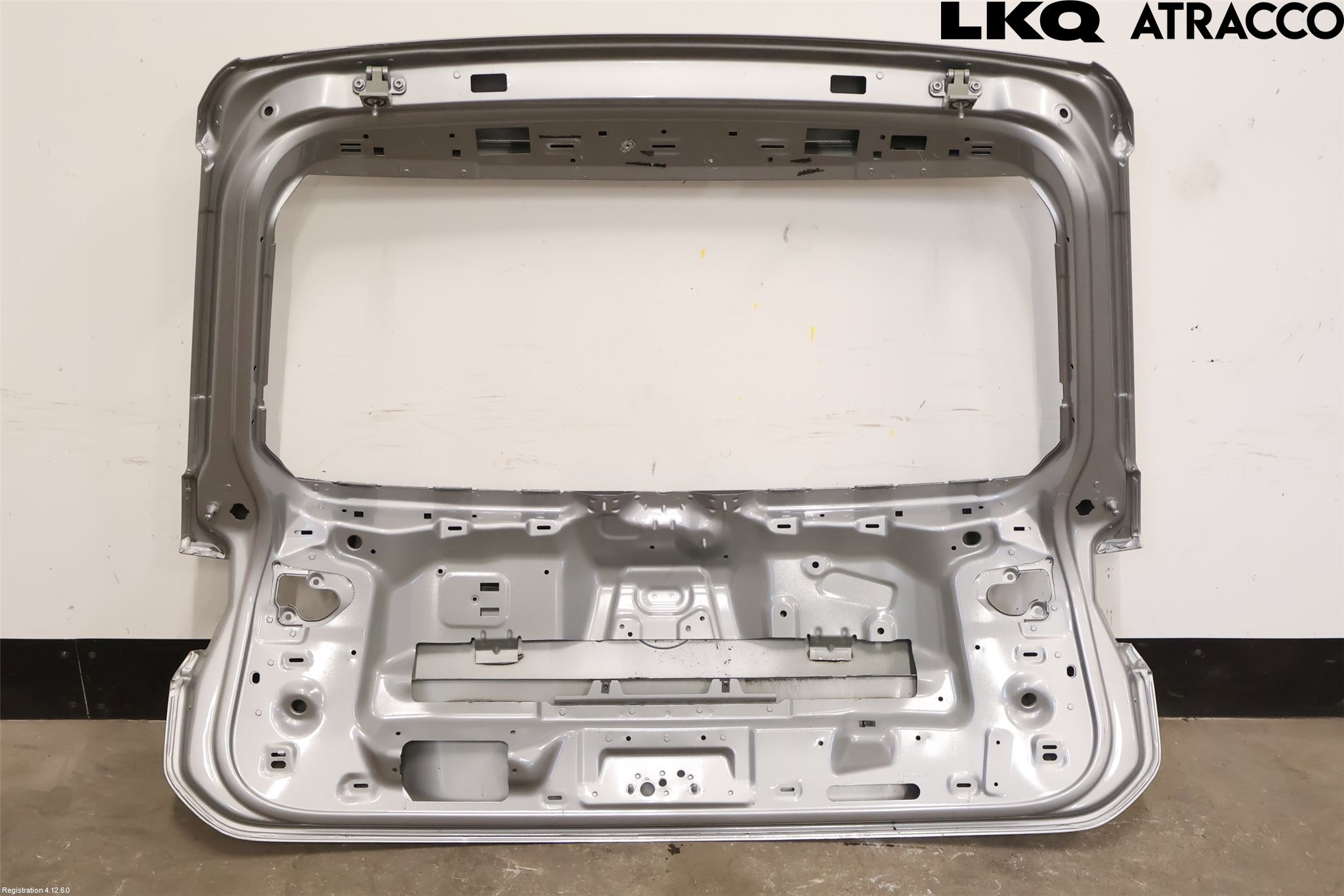 Volkswagen VW TIGUAN 16-24 Baklucka Kombi