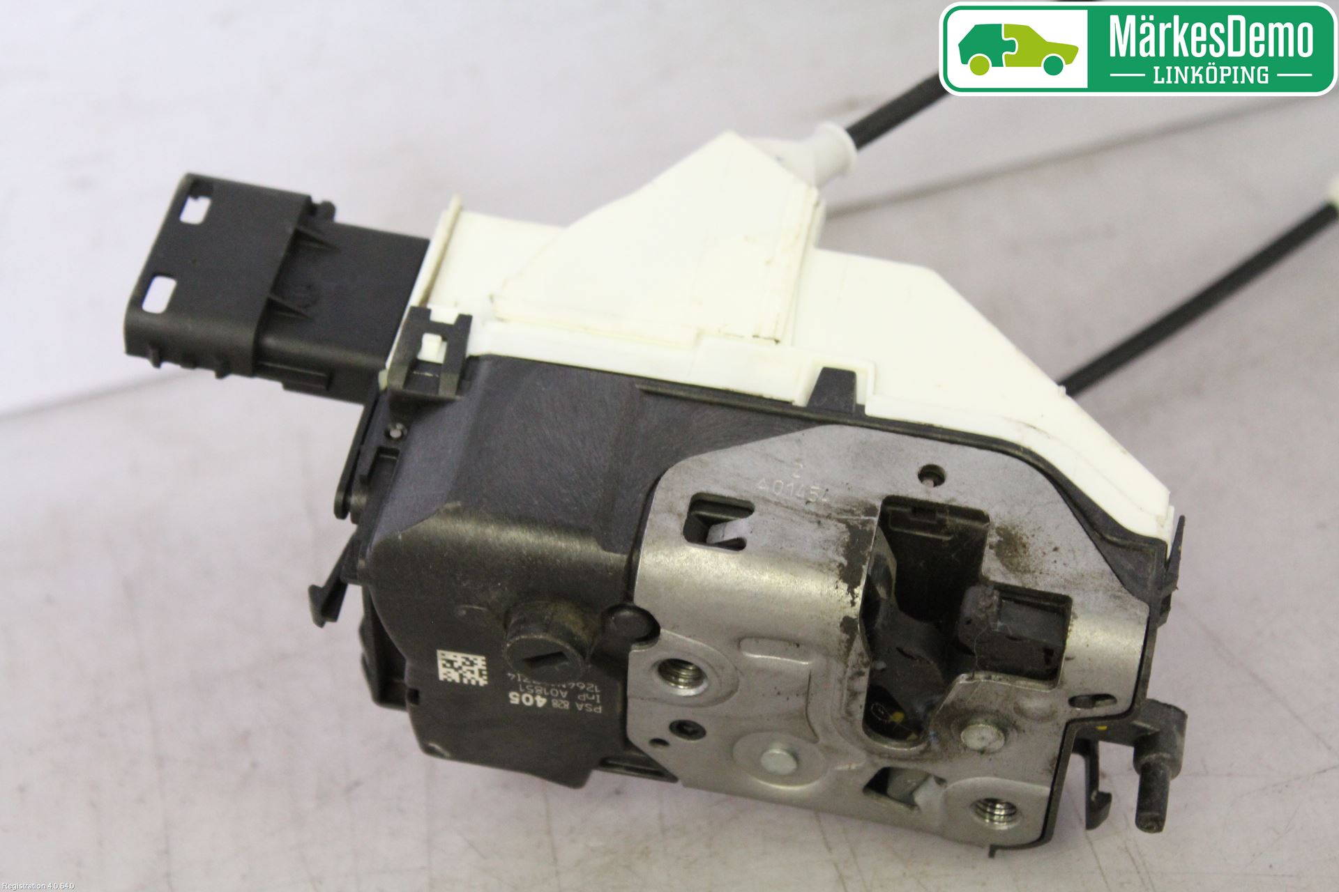 Peugeot PARTNER 08-15 Låskista-Dörrlås