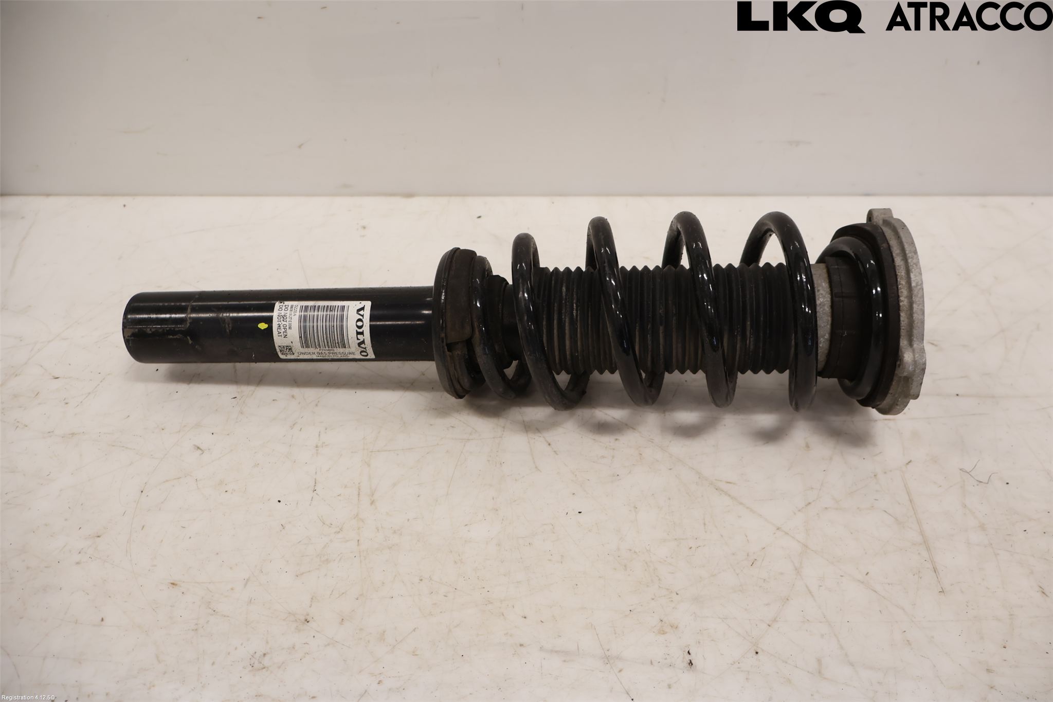 Volvo V90 17->> Fjäderben Fram Höger