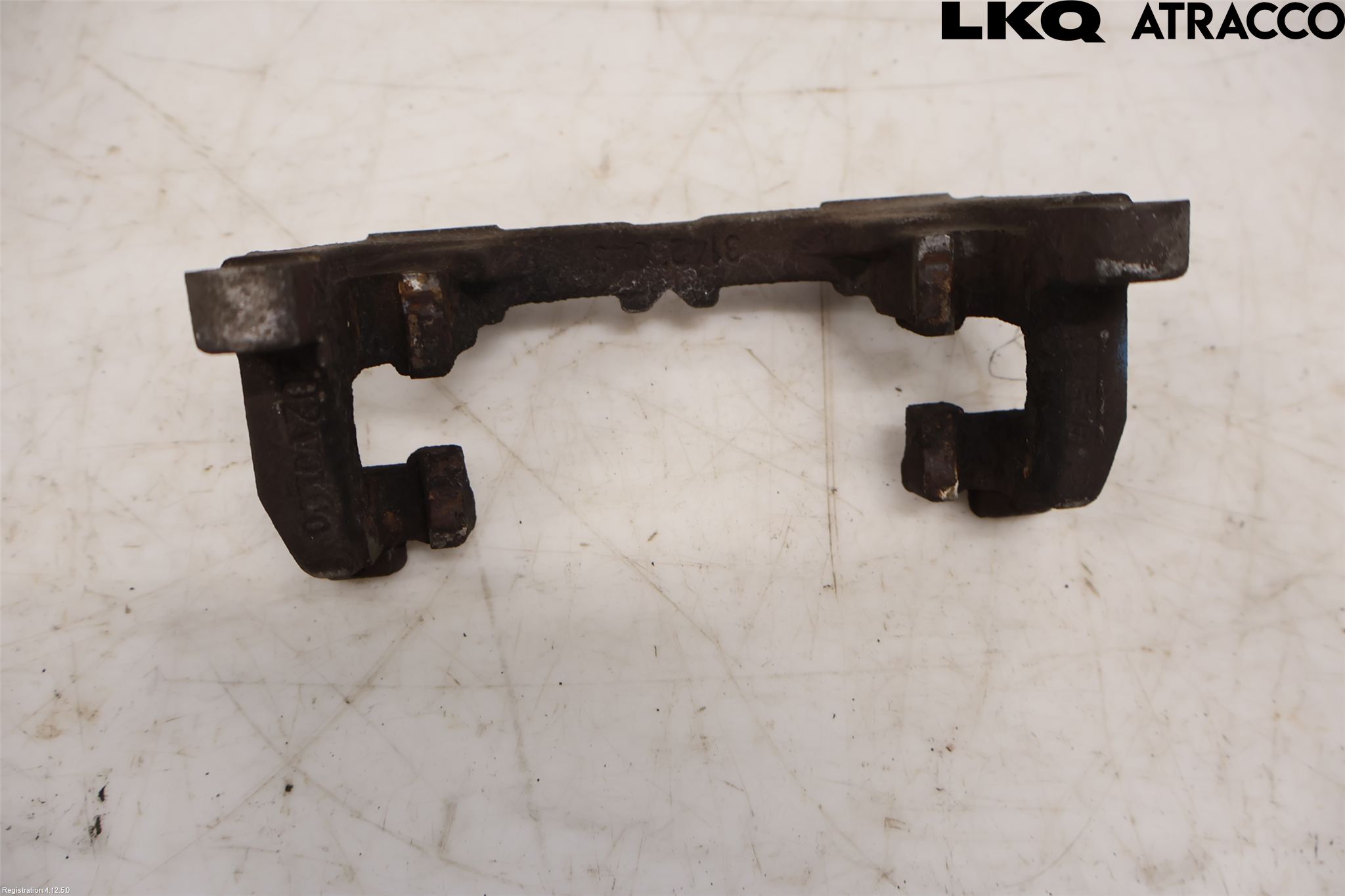 Volvo V90 17->> Bromsokshållare