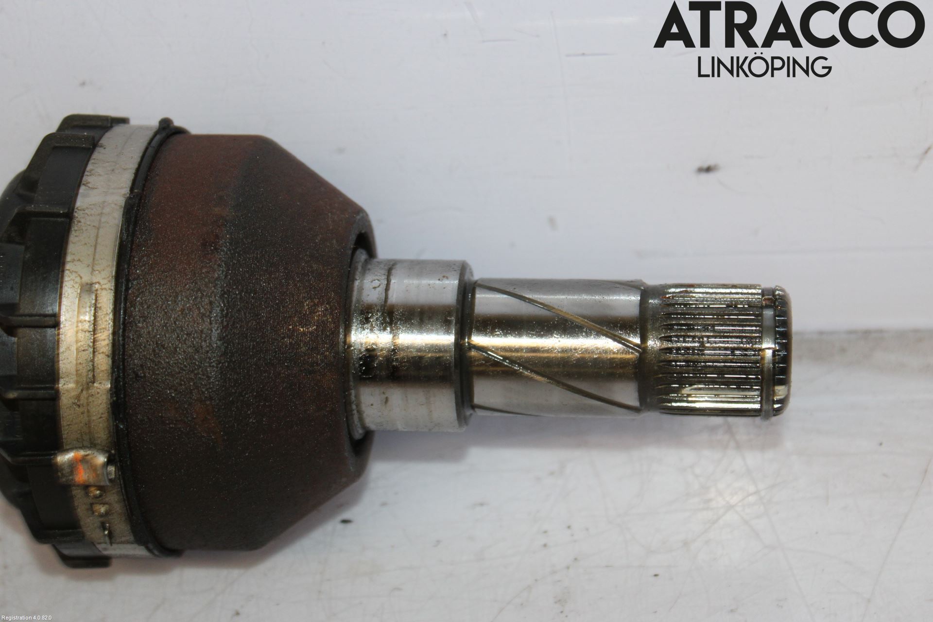 Volvo XC60 18- Drivaxel Bak Höger