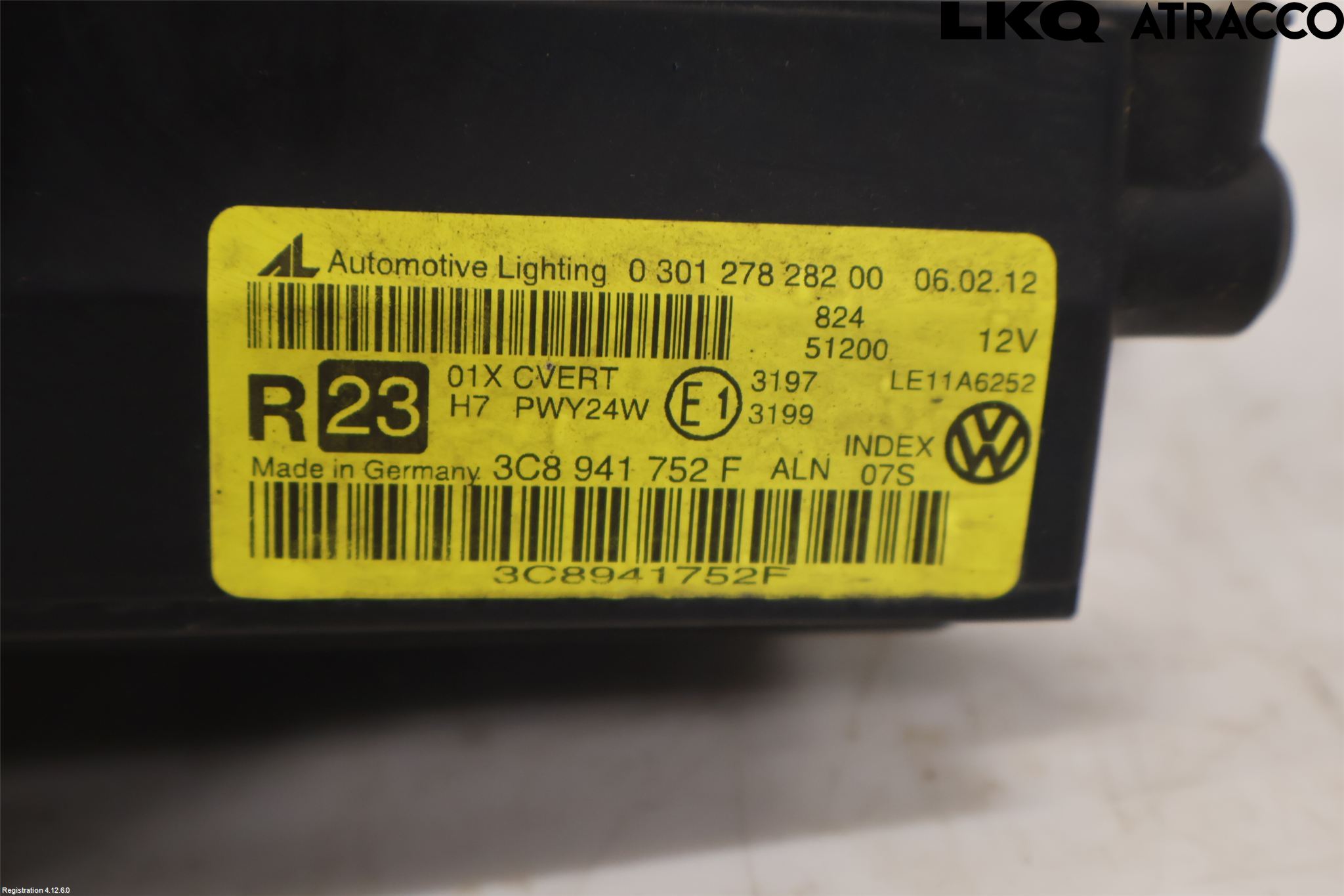 Volkswagen VW PASSAT CC 08-16 Strålkastare Höger