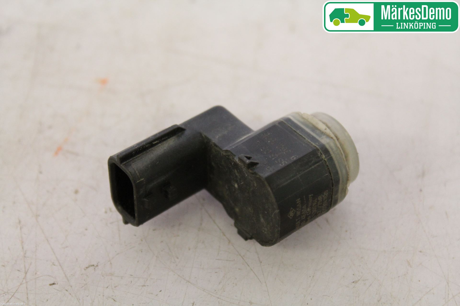 Nissan QASHQAI 14-17 Parkeringshjälp Frontsensor