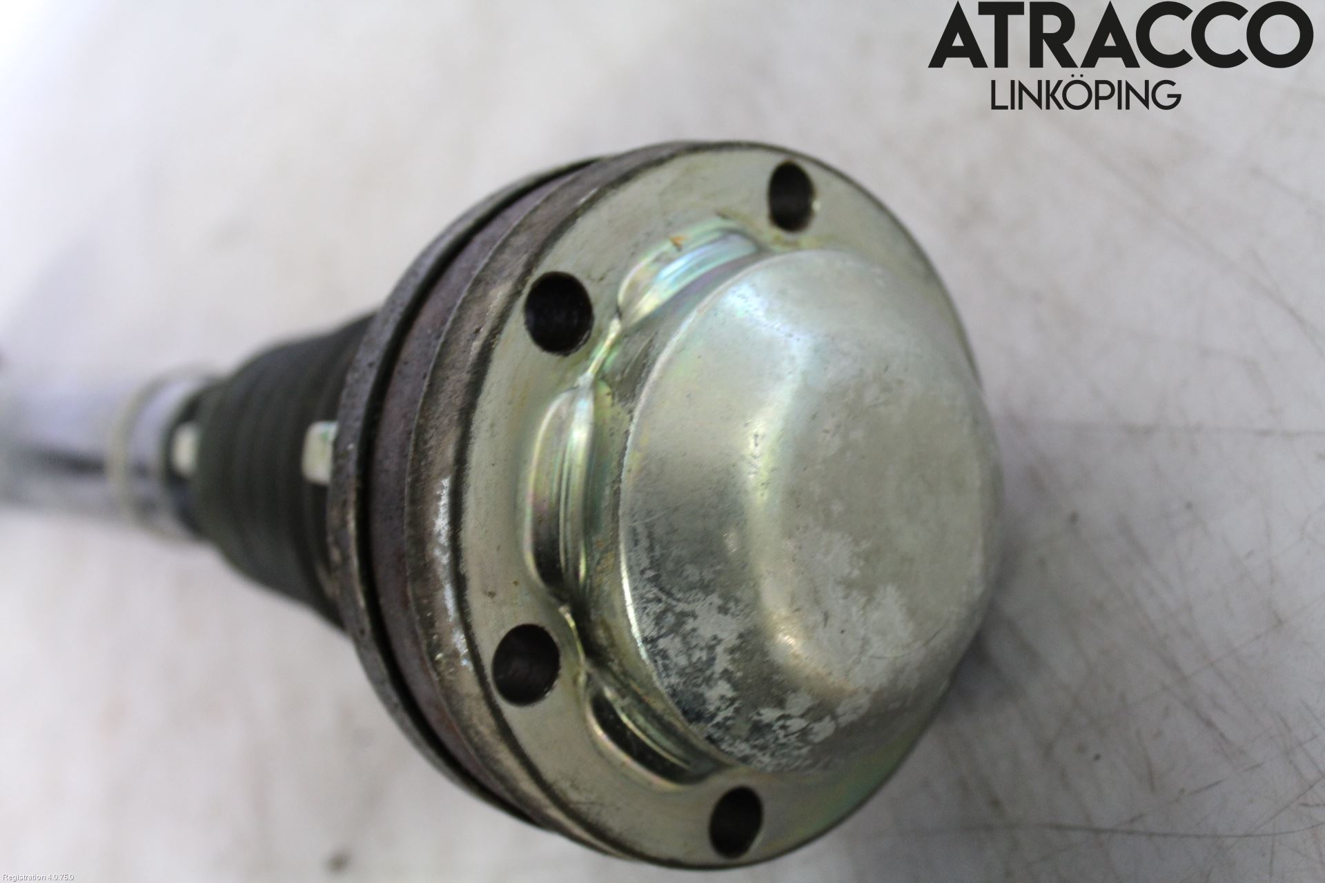 Skoda YETI Drivaxel Fram Höger