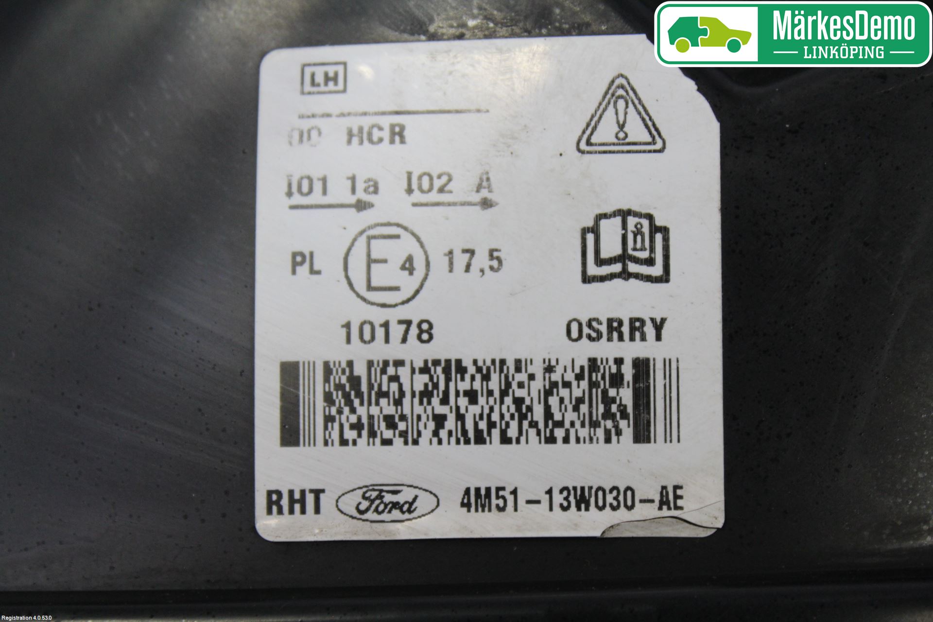 Ford FOCUS     04-07 Strålkastare Vänster