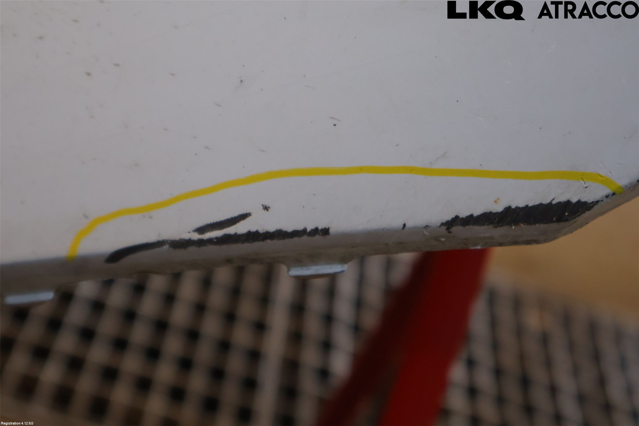 Volkswagen VW PASSAT 15-19 Stötfångarbeklädnad Fram