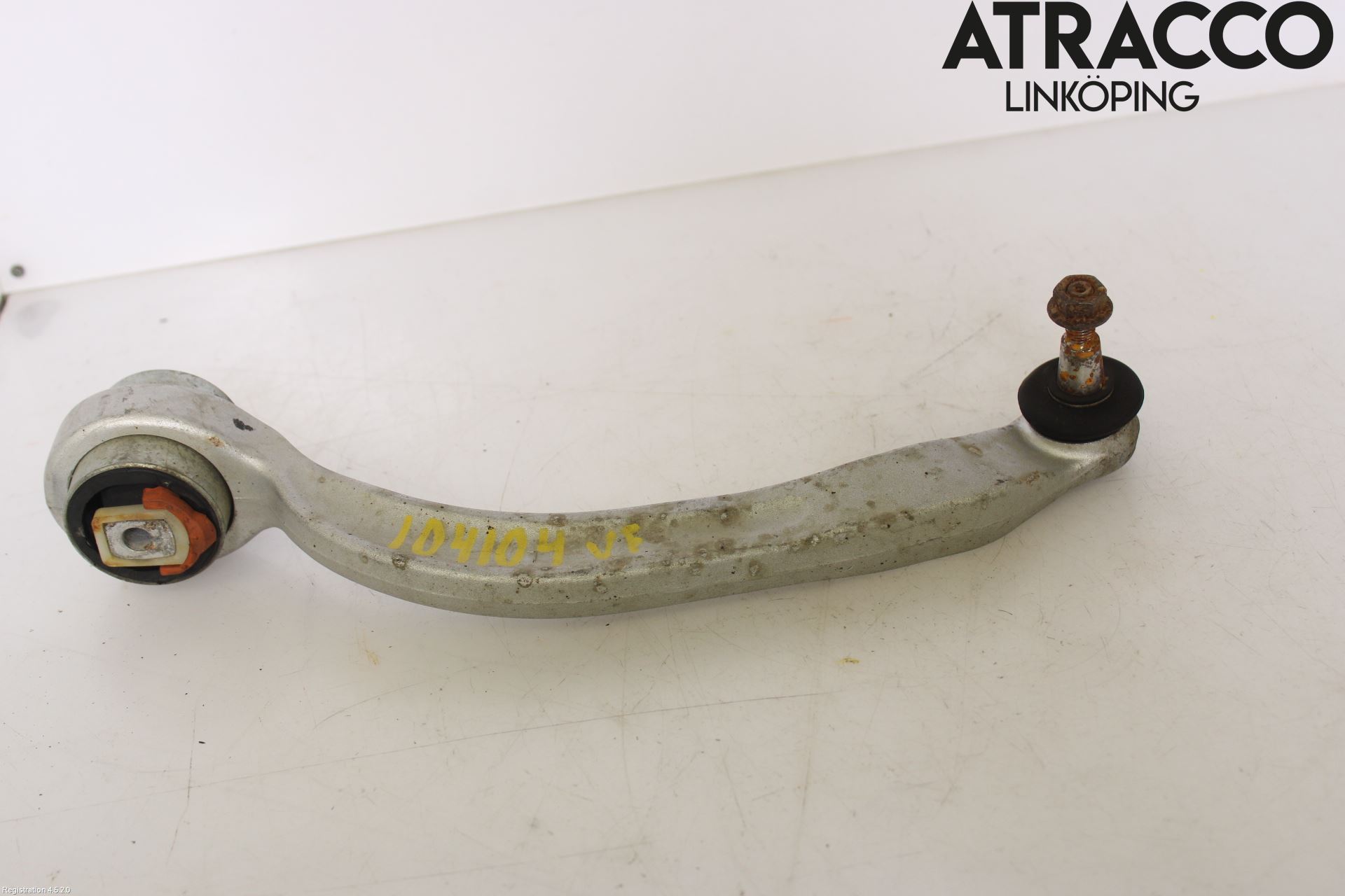 Volkswagen VW PASSAT 01-05 Bärarm Fram Undre Vä