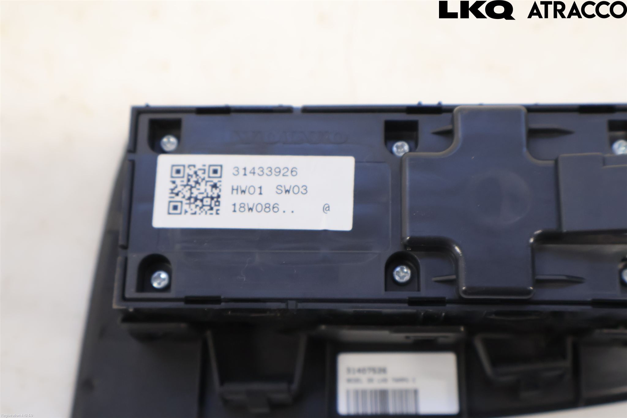 Volvo V90 17->> Strömställare Elhiss