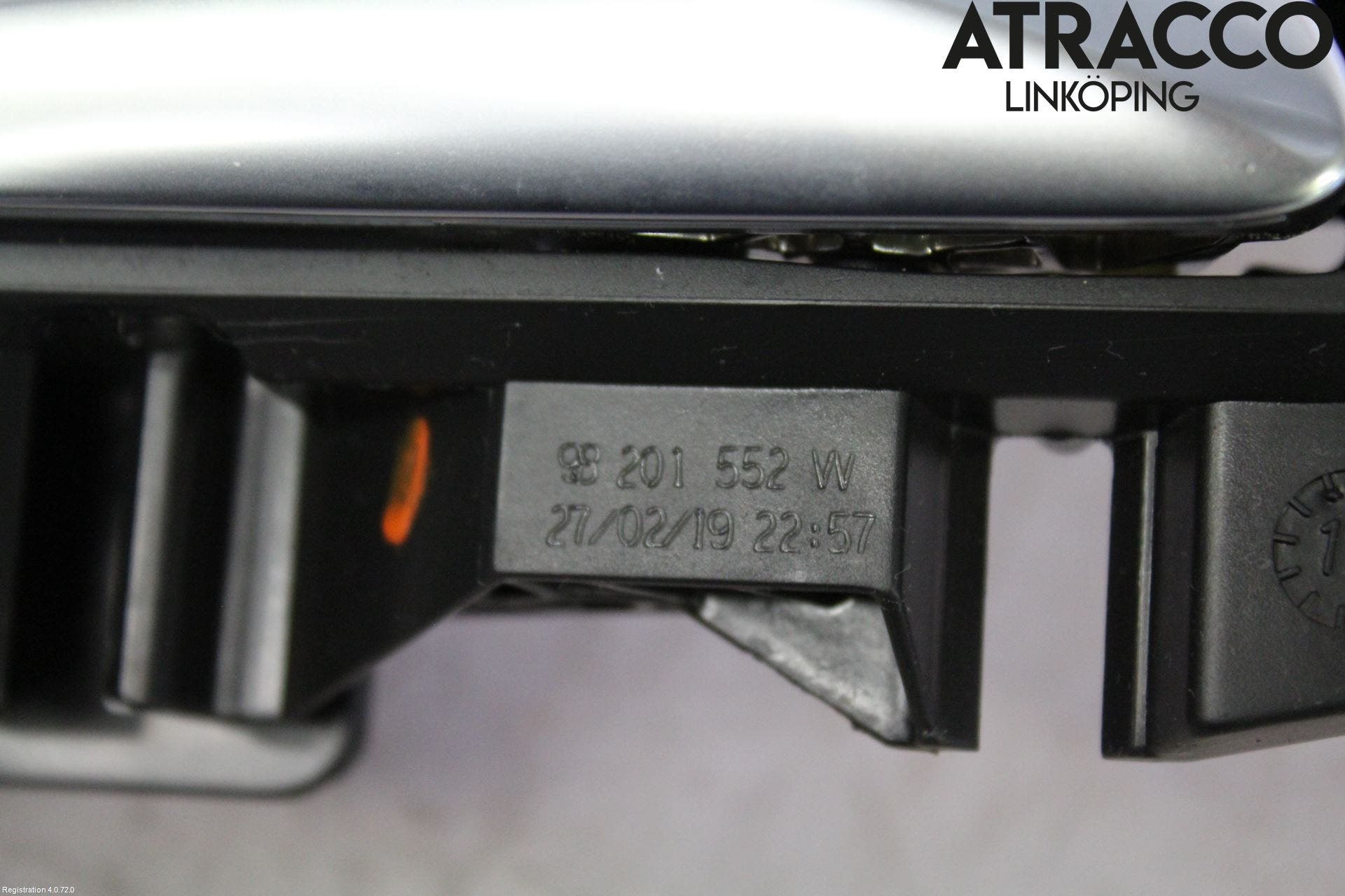 Peugeot 308 14-21 Dörrhandtag Inre Hö