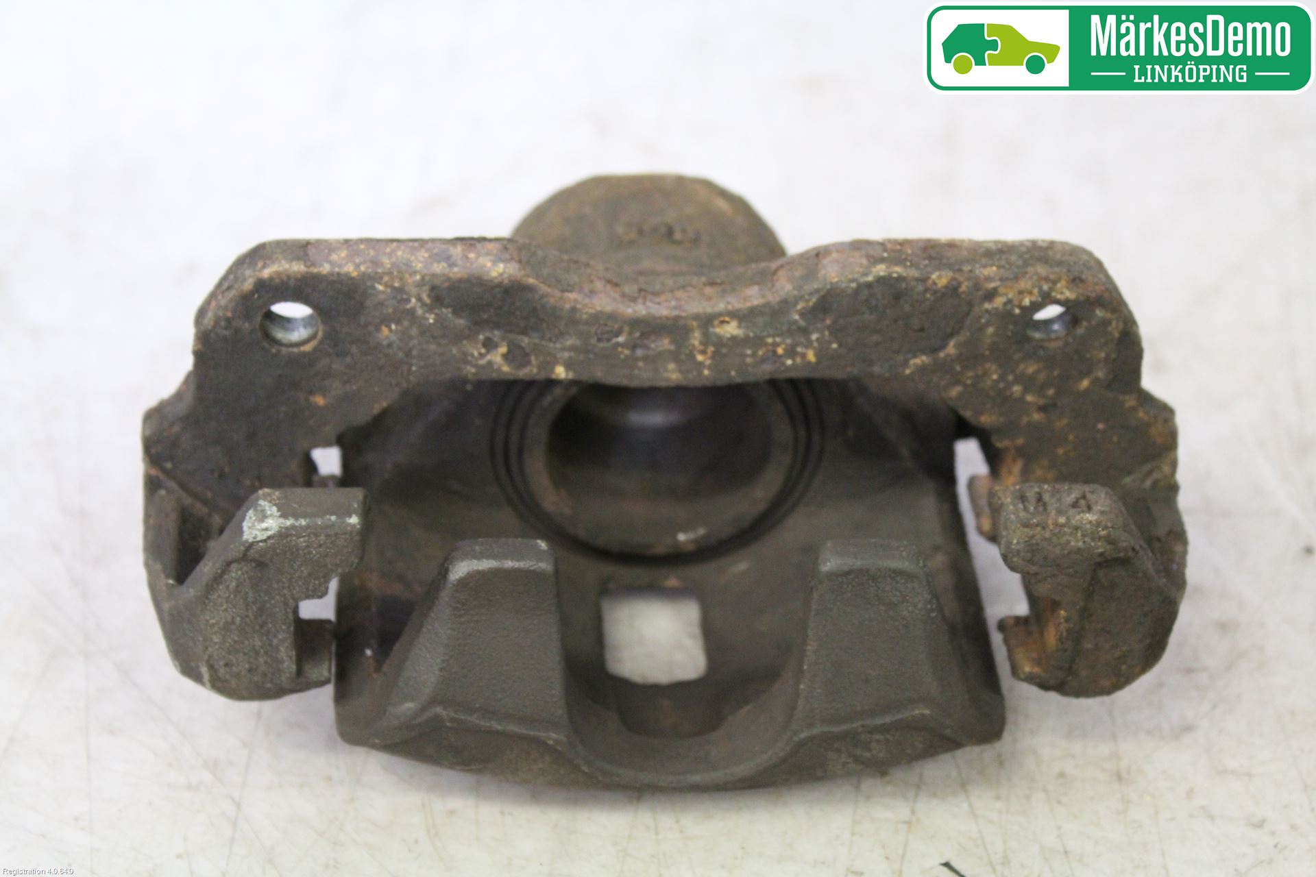 Suzuki LIANA Bromsok Fram Vänster