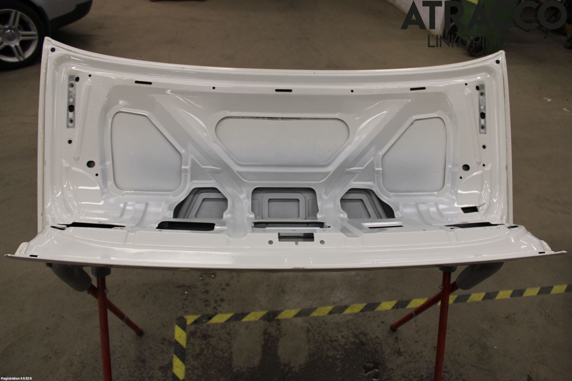 Volvo 940 91-98 Baklucka (Ej Med Ruta)