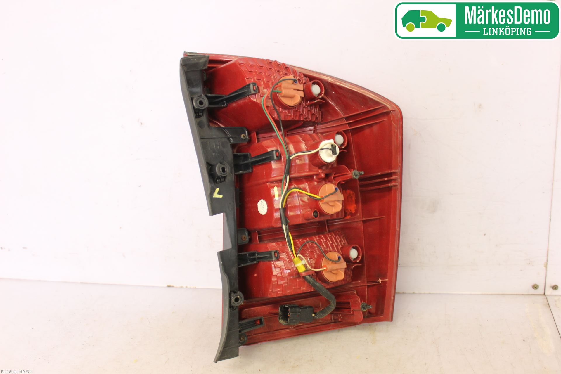 Kia CARENS II 07-12 Bakljus Vänster