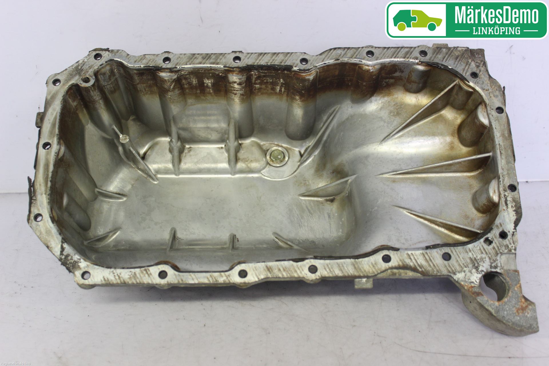 Peugeot 207 Oljetråg