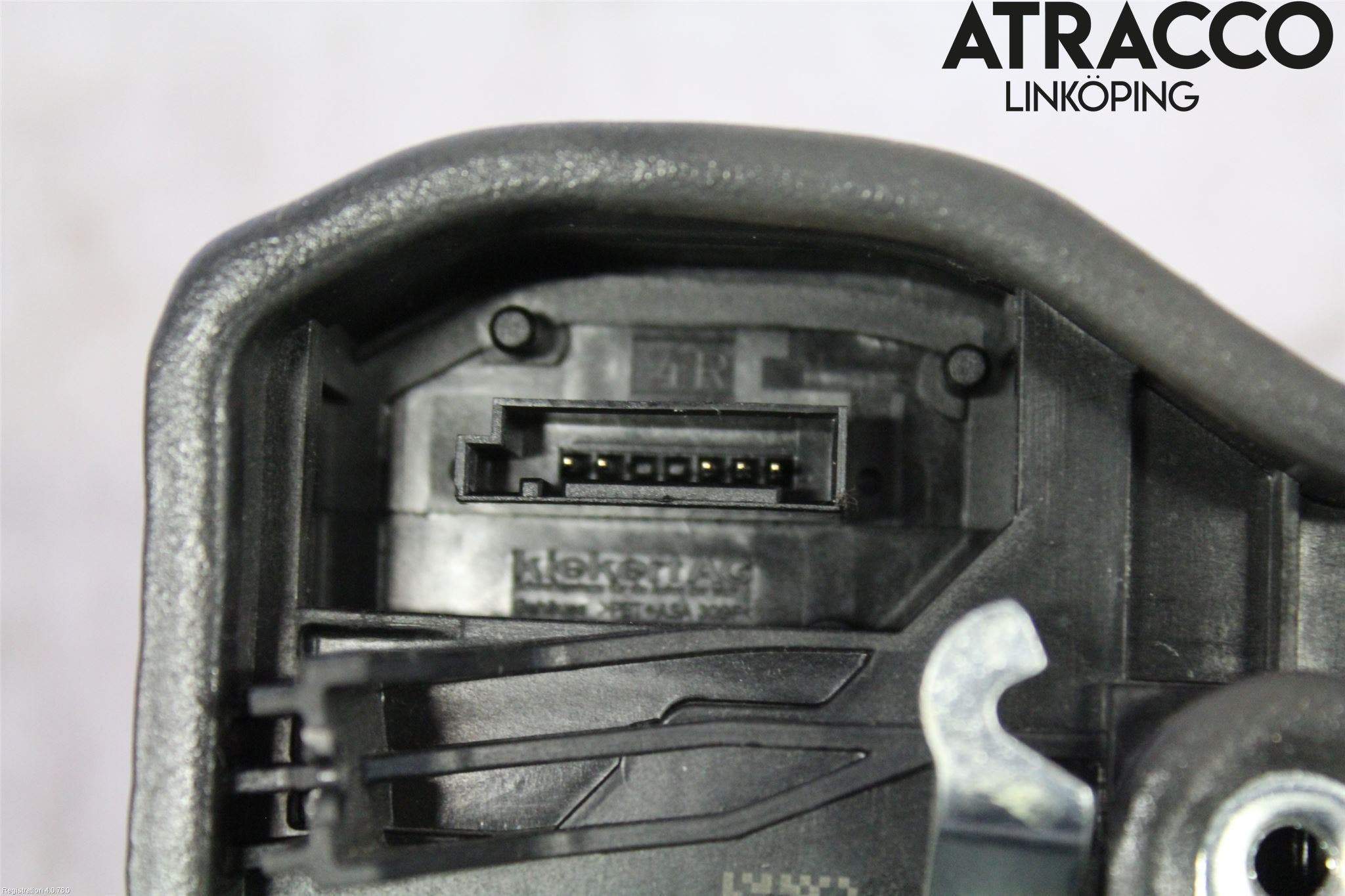 BMW X1 E84 10-15 Låskista-Dörrlås