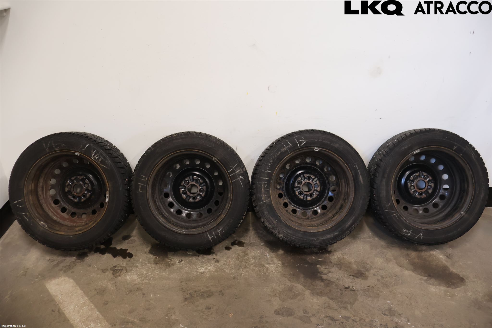 Toyota AVENSIS 07-08 Vinterdäck Plåtfälg 4St